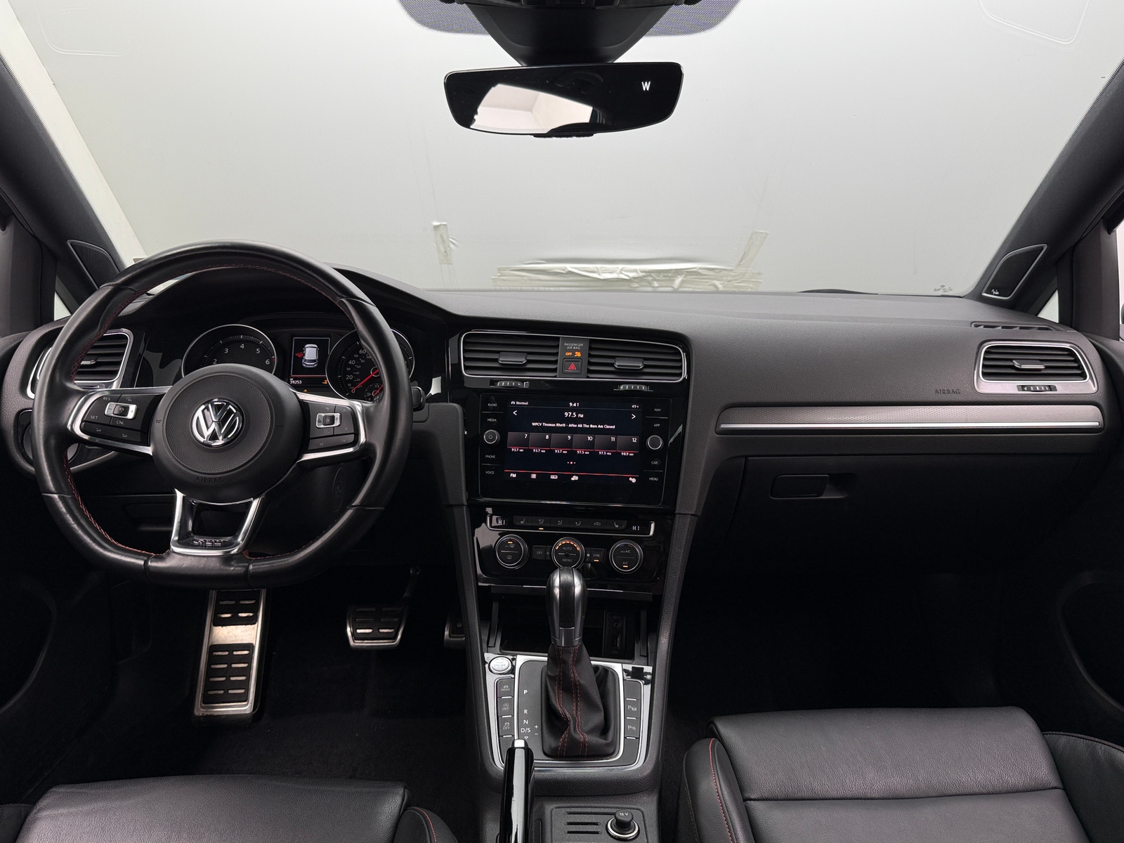 Thumbnail: 2018 Volkswagen Golf - 2