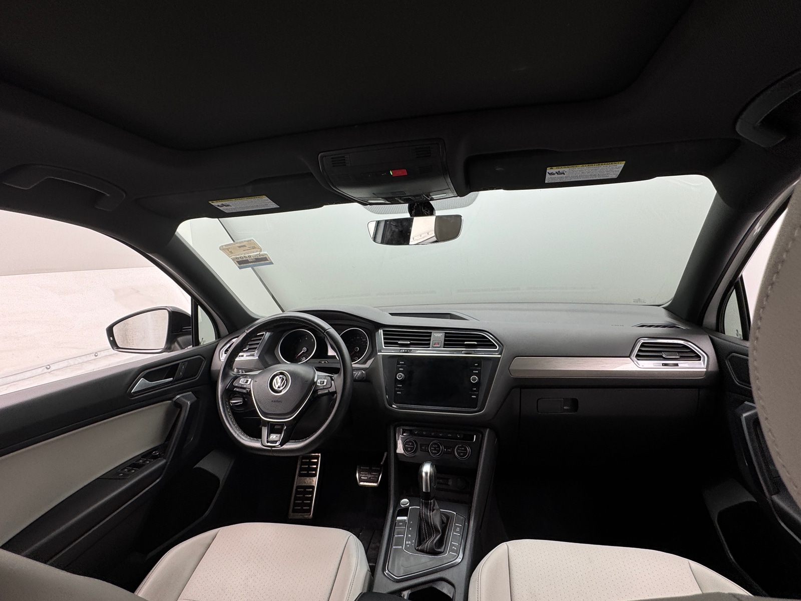 Thumbnail: 2021 Volkswagen Tiguan - 2