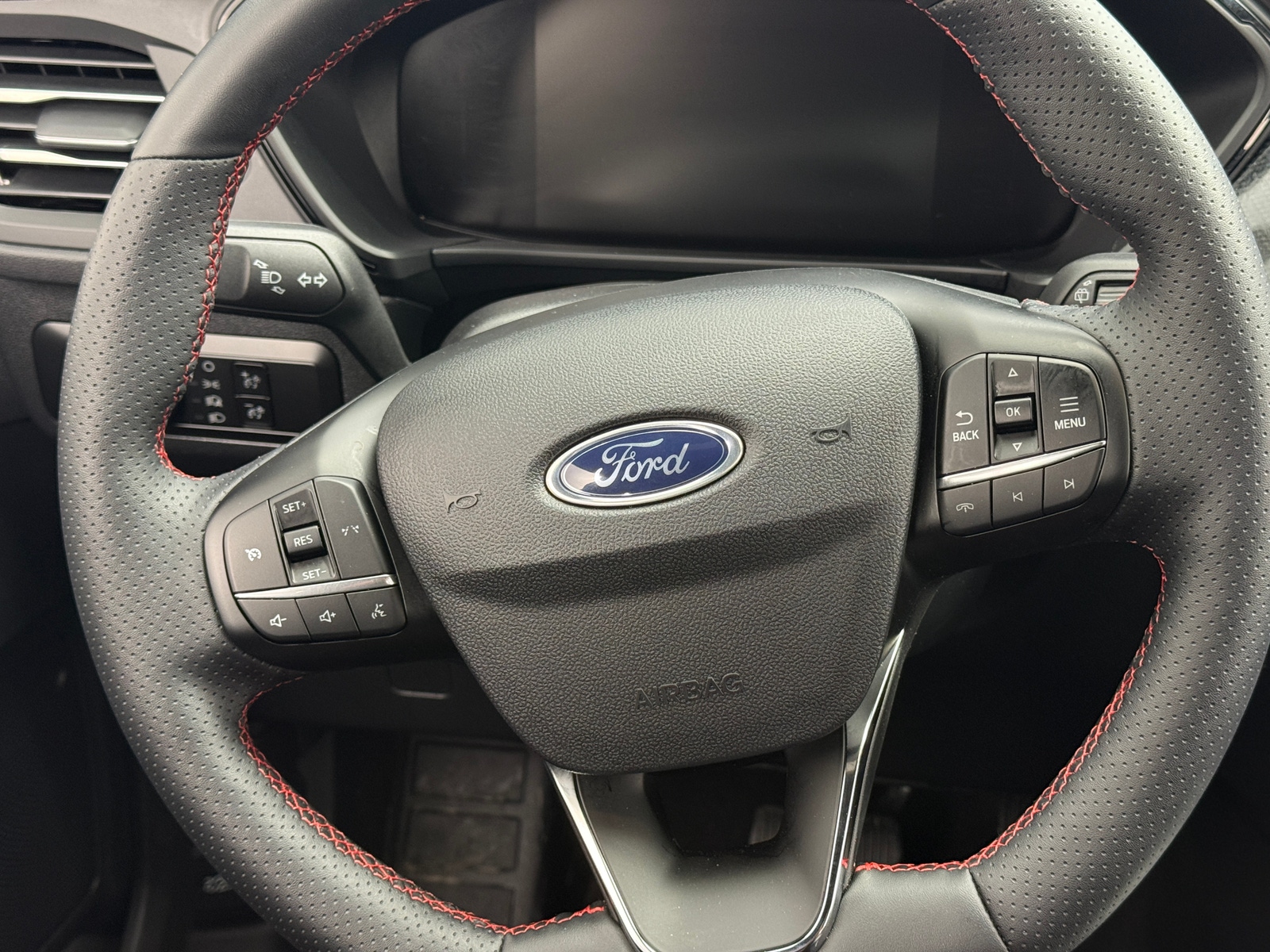 Thumbnail: 2025 Ford Escape - 4