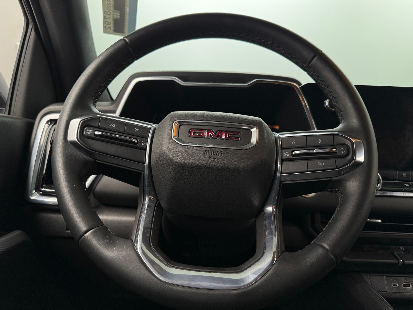 Thumbnail: 2023 GMC Canyon - 5