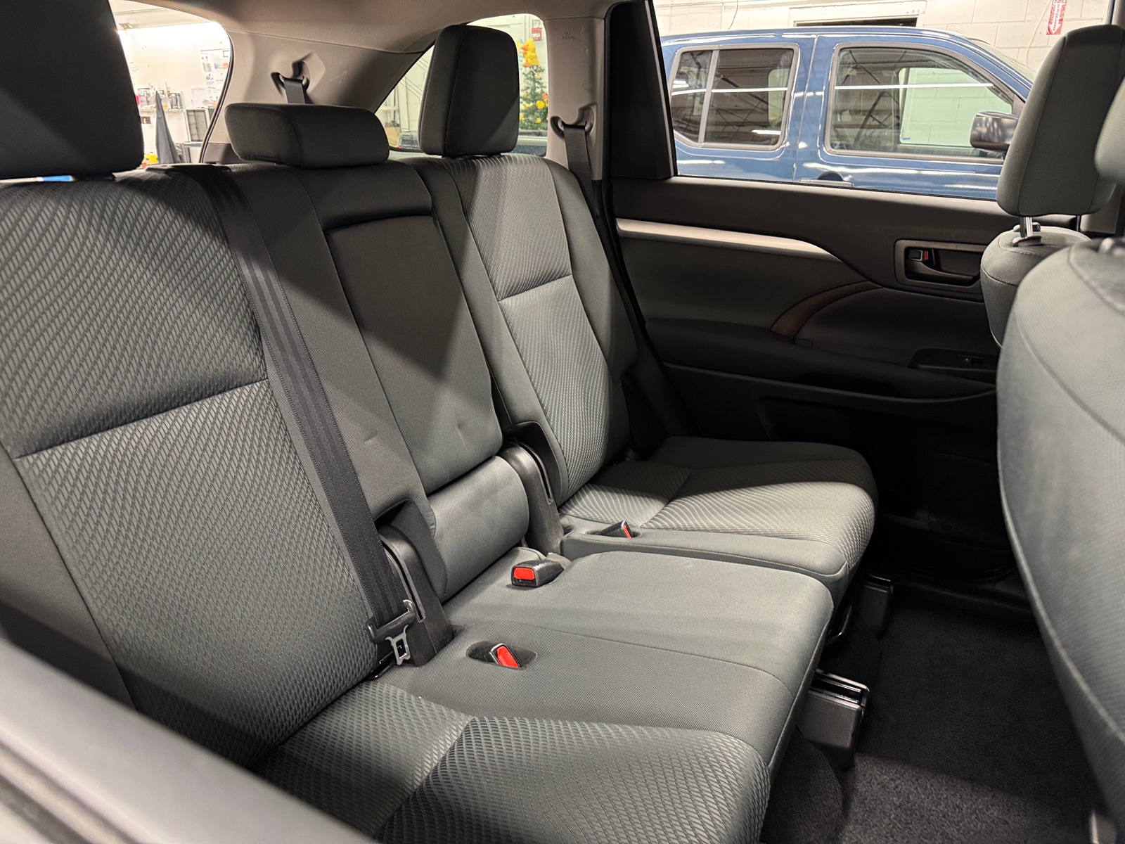 Thumbnail: 2019 Toyota Highlander - 6