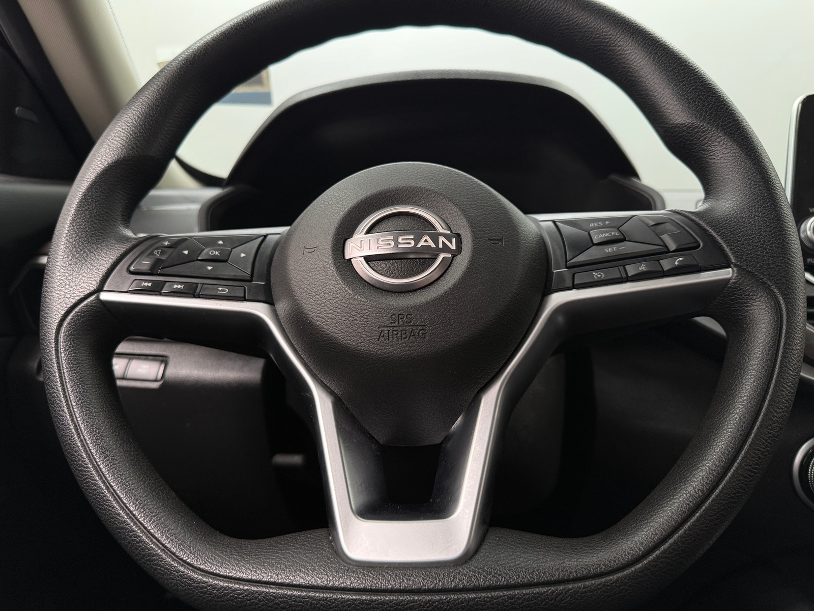 Thumbnail: 2024 Nissan Altima - 5