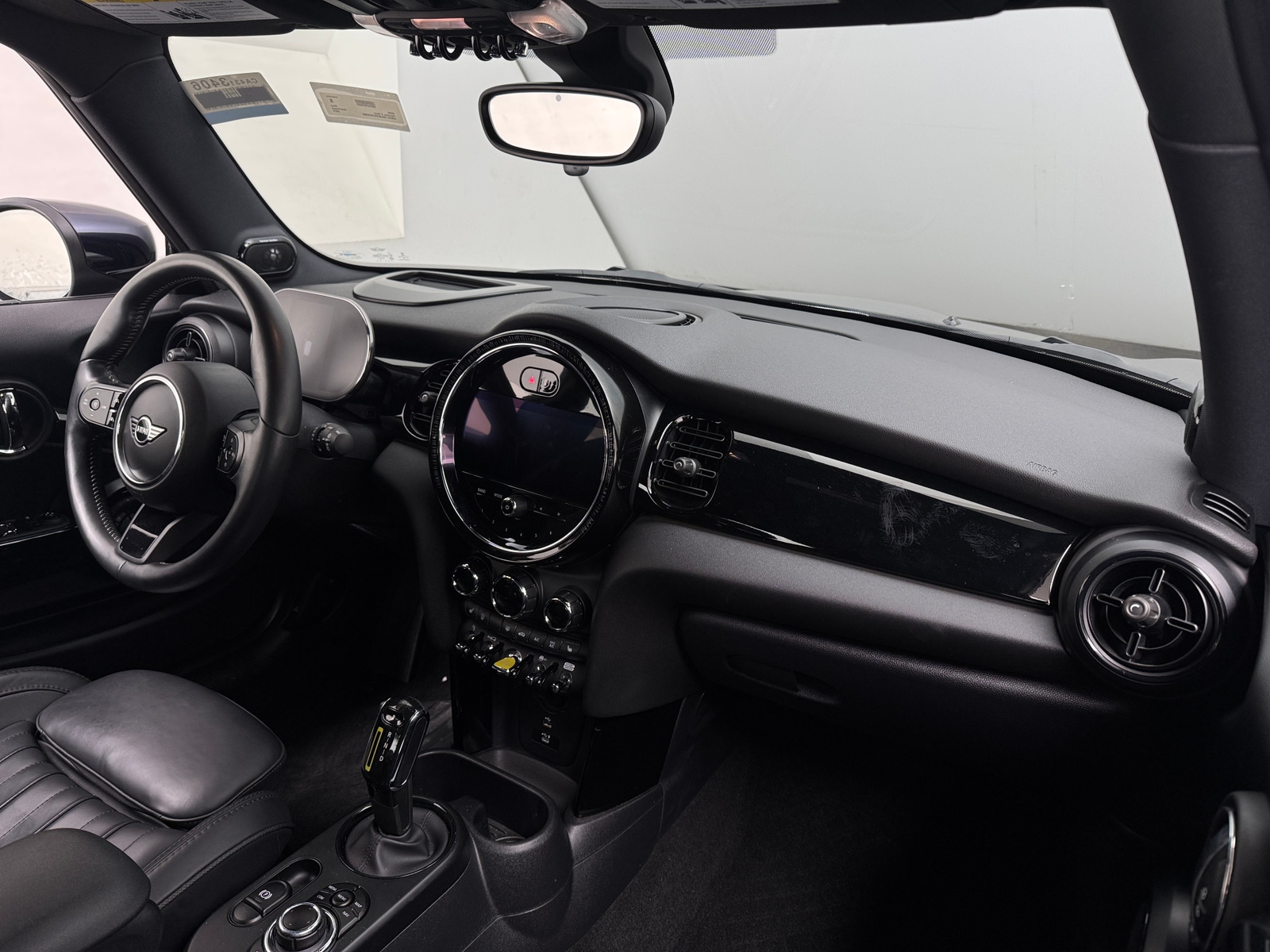 Thumbnail: 2022 MINI Cooper Hardtop - 2