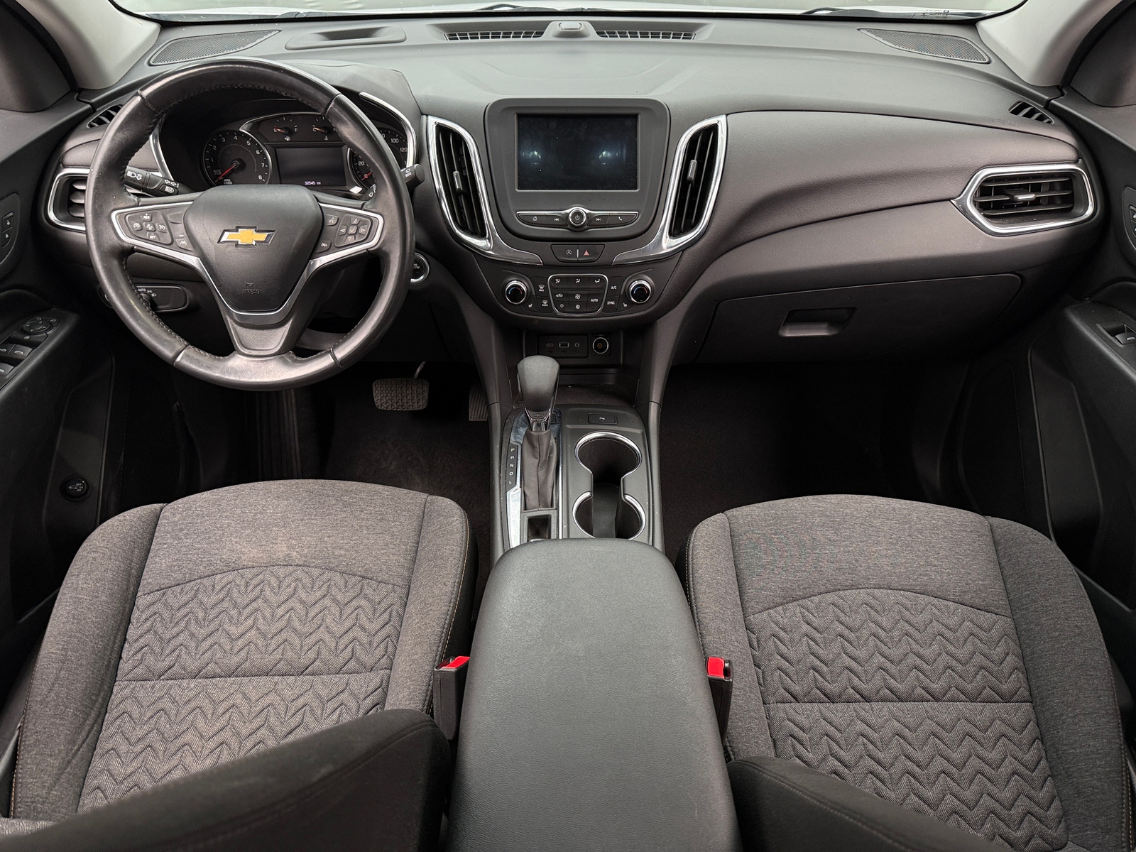 Thumbnail: 2022 Chevrolet Equinox - 3