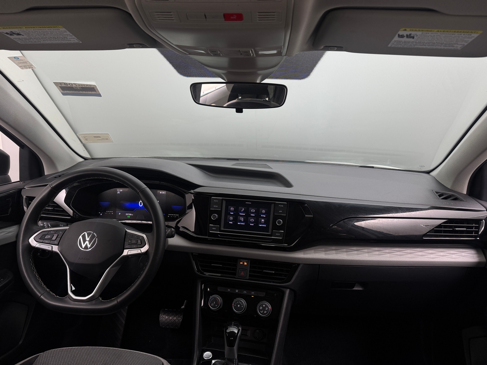 Thumbnail: 2024 Volkswagen Taos - 3