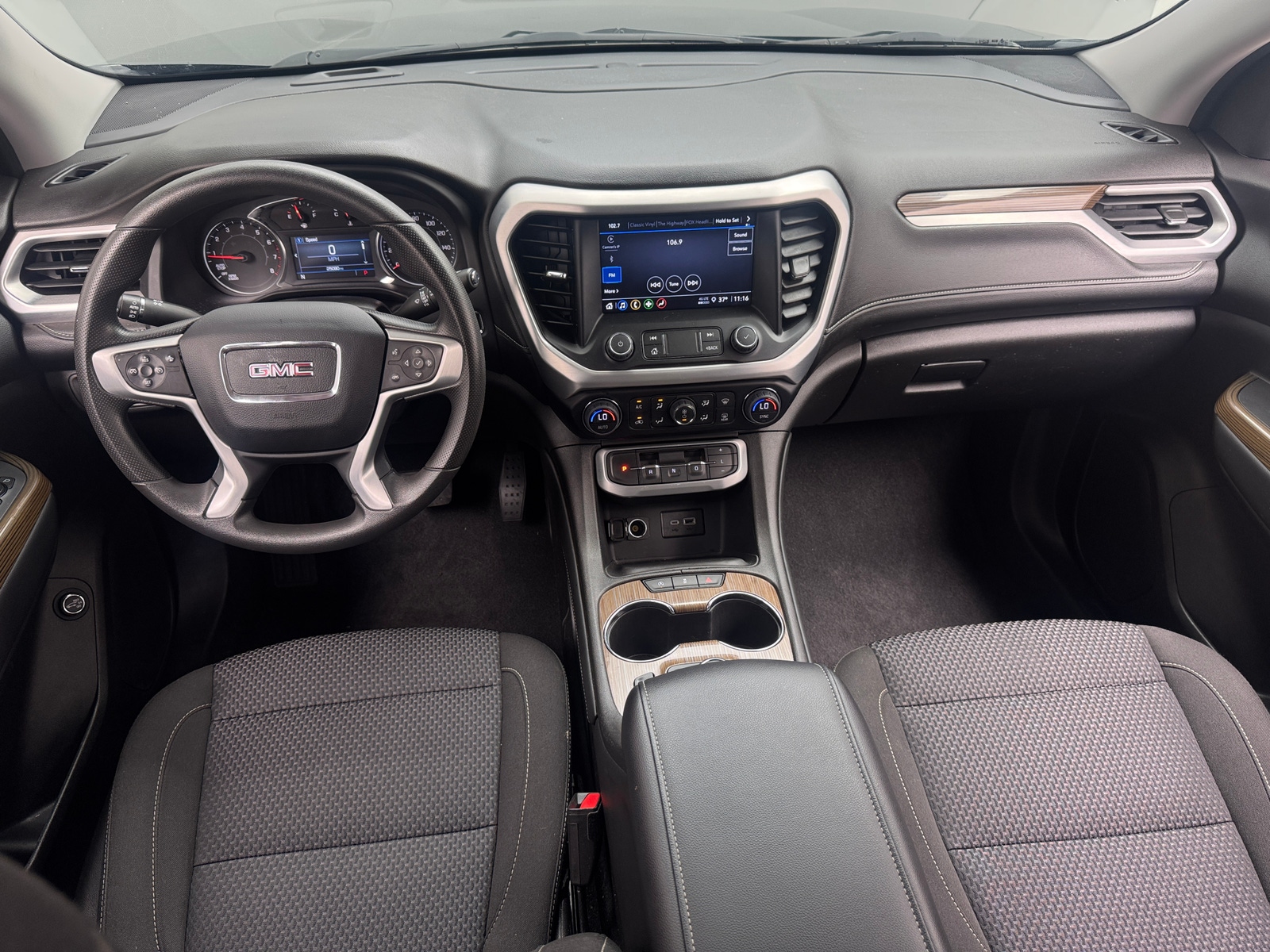 Thumbnail: 2023 GMC Acadia - 3