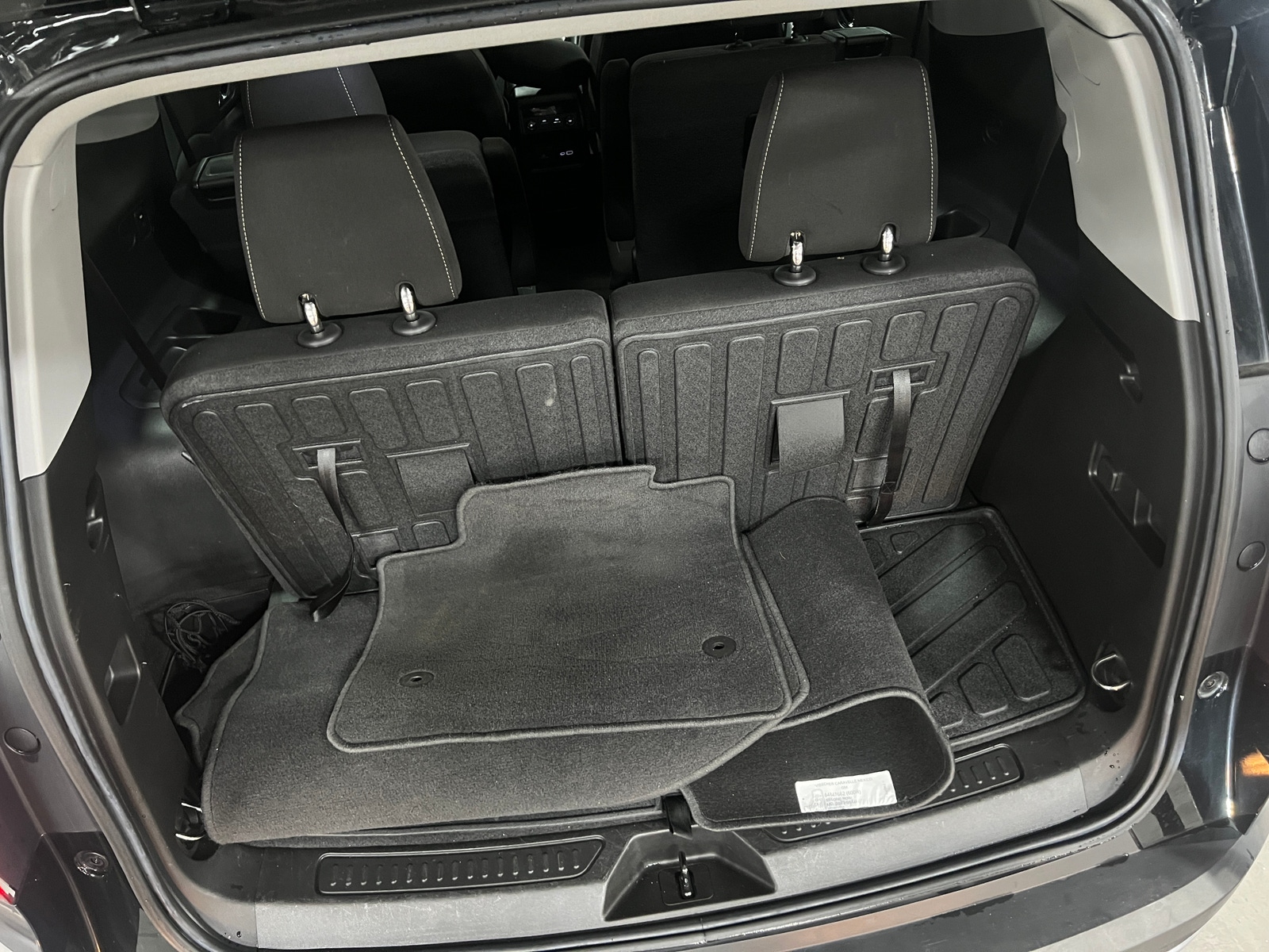 Thumbnail: 2023 GMC Acadia - 7