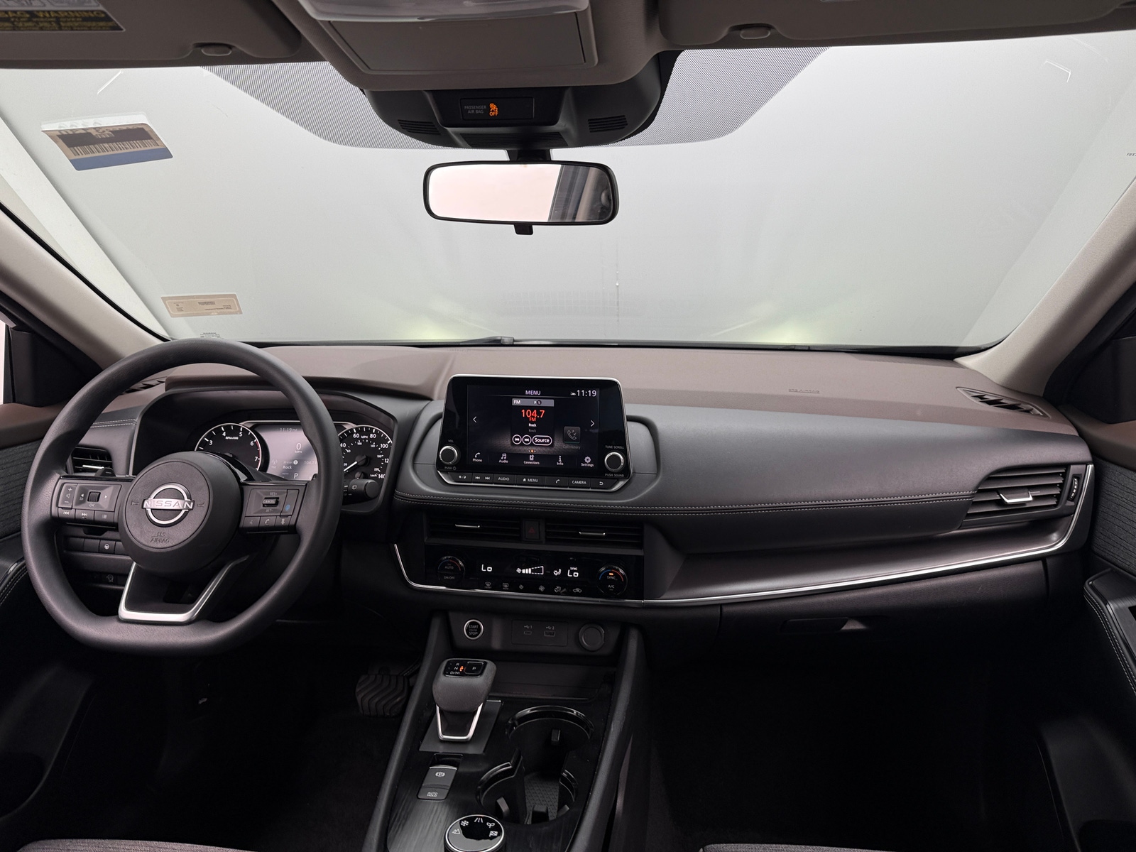 Thumbnail: 2023 Nissan Rogue - 3