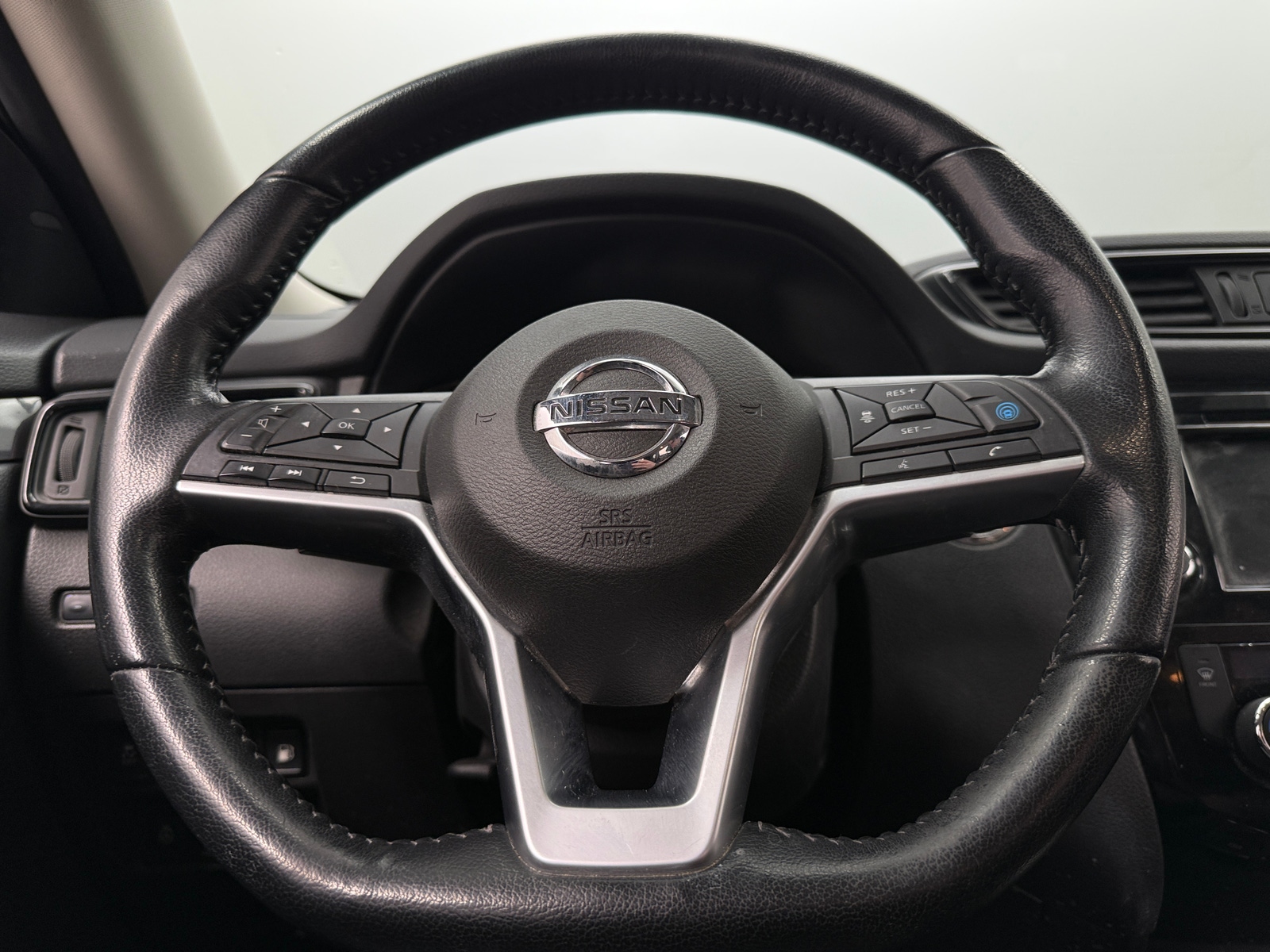 Thumbnail: 2020 Nissan Rogue - 5