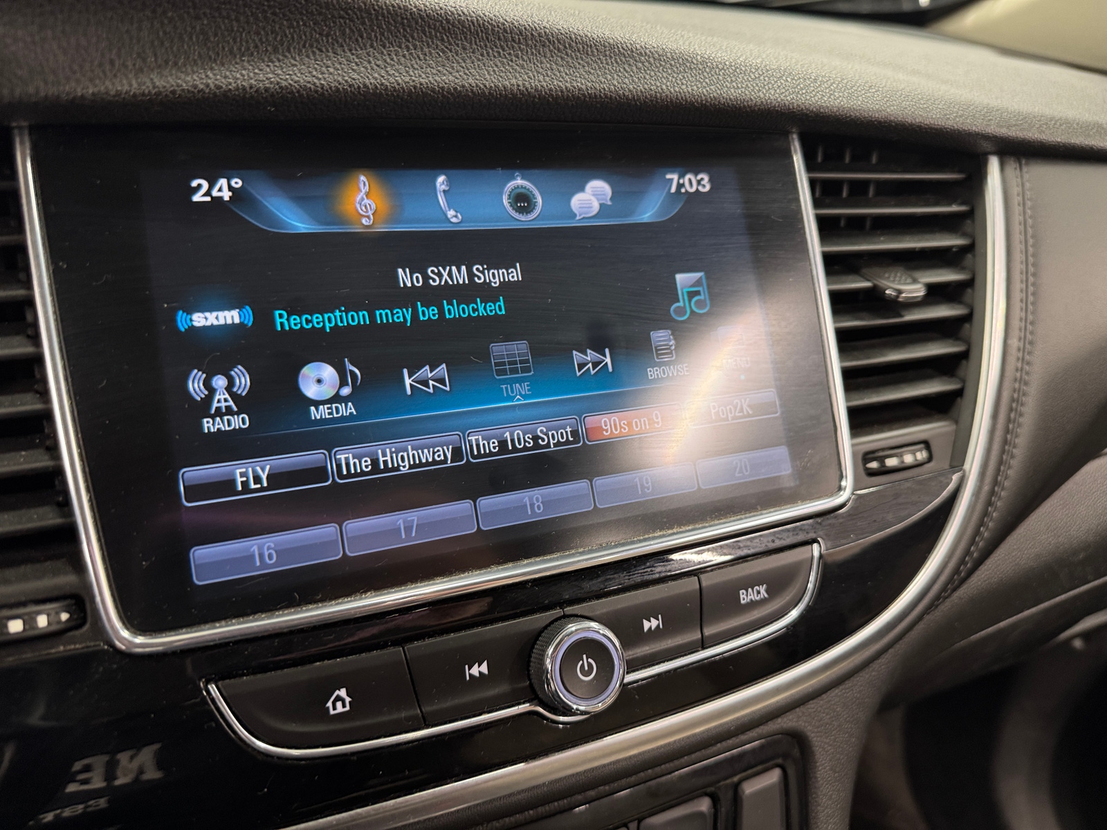 Thumbnail: 2018 Buick Encore - 4