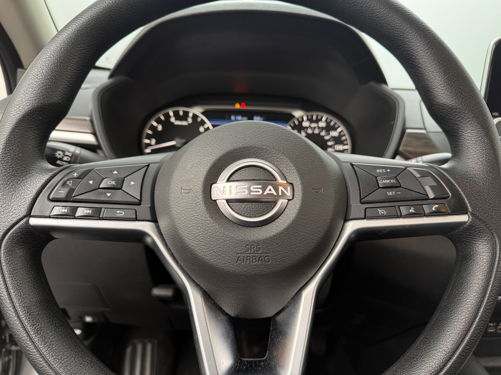 Thumbnail: 2024 Nissan Altima - 5