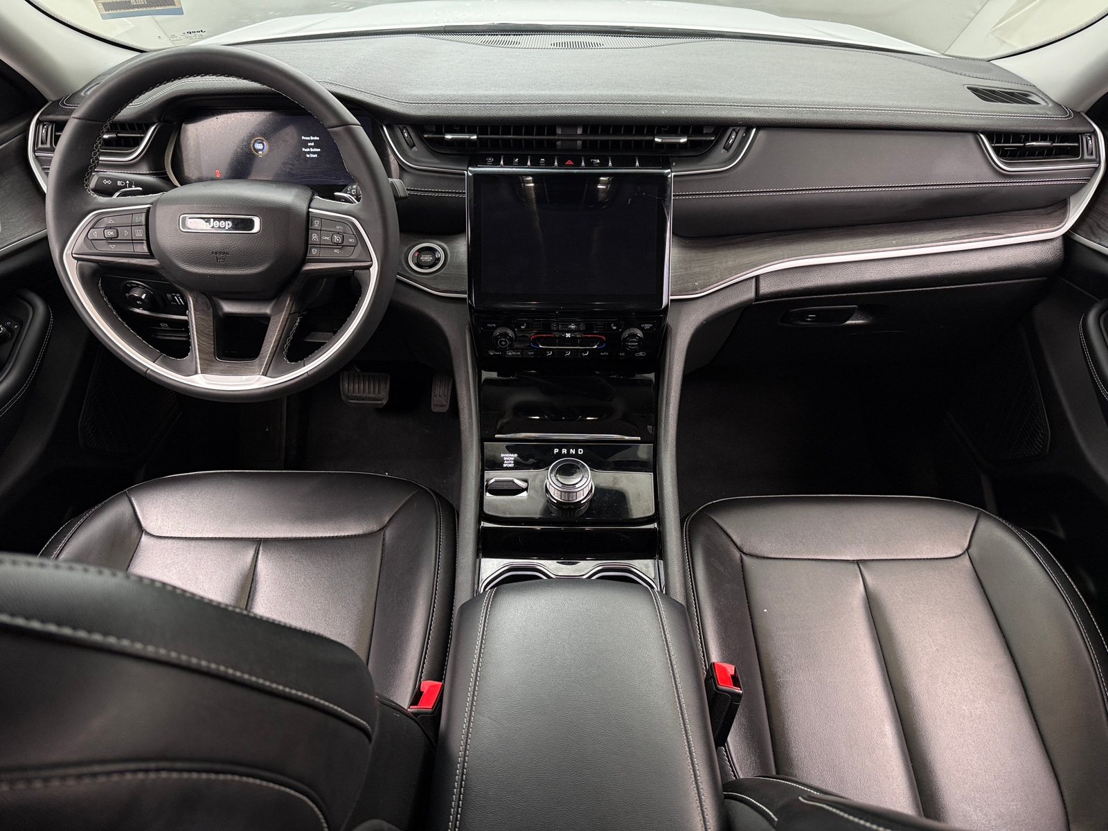 Thumbnail: 2023 Jeep Grand Cherokee L - 2