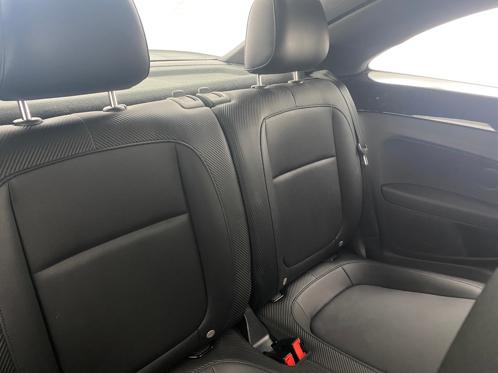 Thumbnail: 2019 Volkswagen Beetle - 5