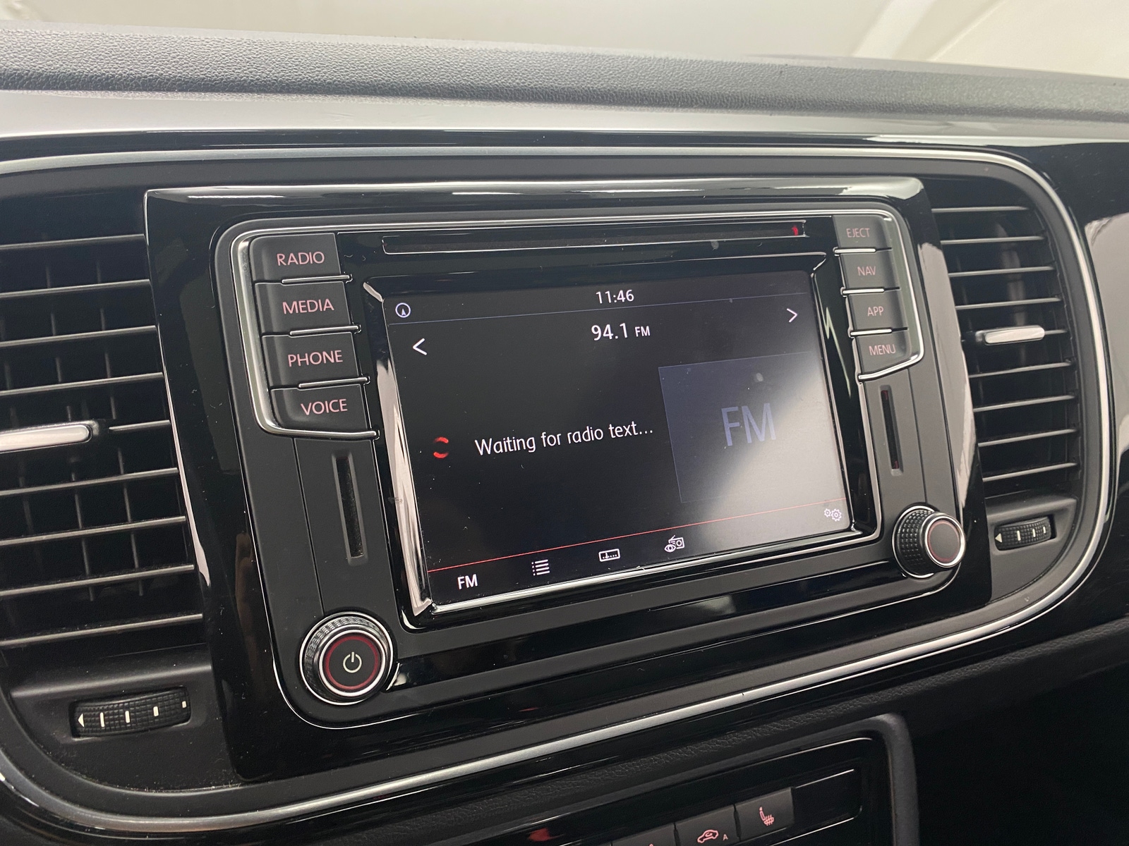 Thumbnail: 2019 Volkswagen Beetle - 3