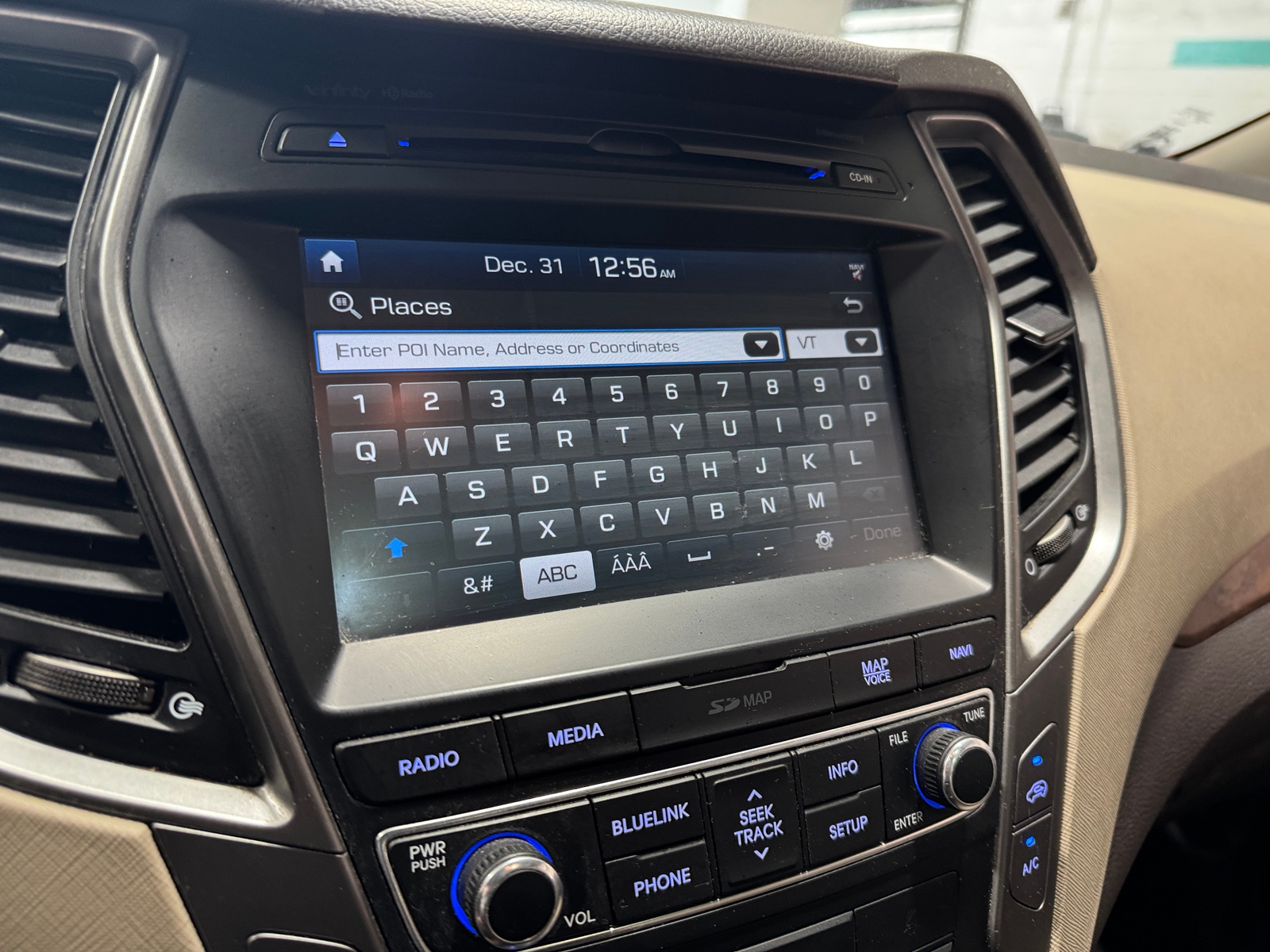 Thumbnail: 2018 Hyundai Santa Fe - 3