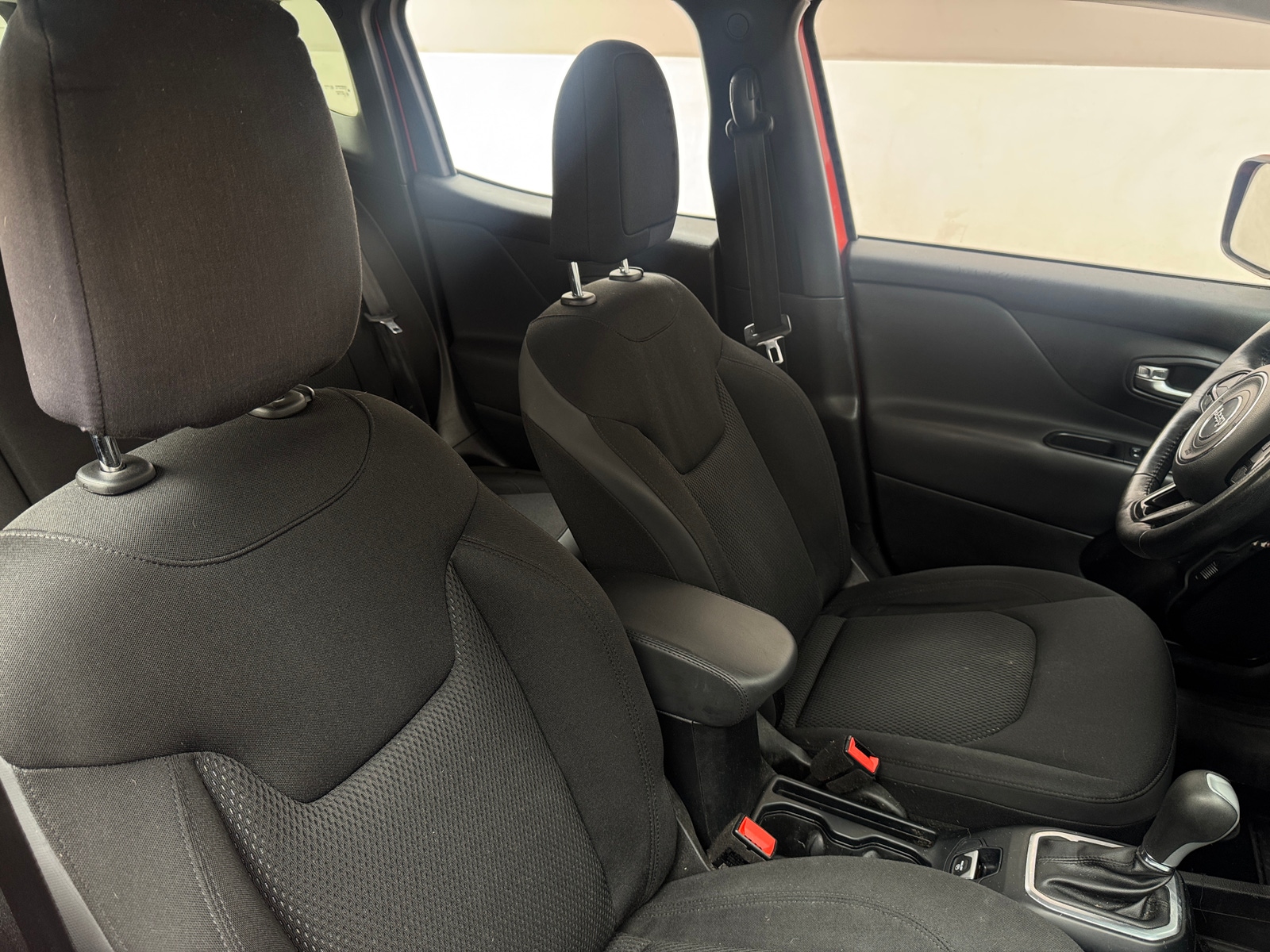 Thumbnail: 2019 Jeep Renegade - 2