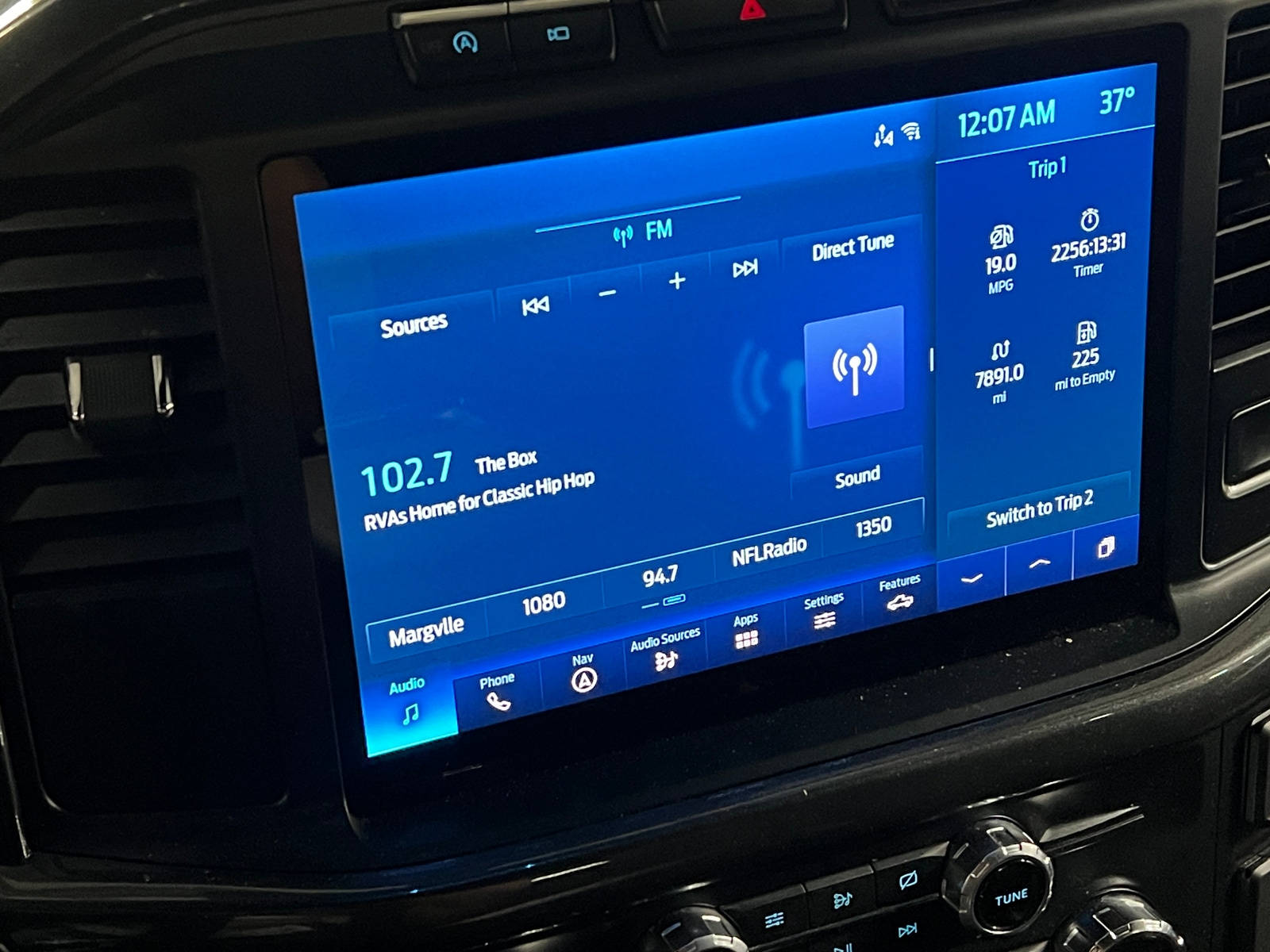 Thumbnail: 2021 Ford Econoline - 4