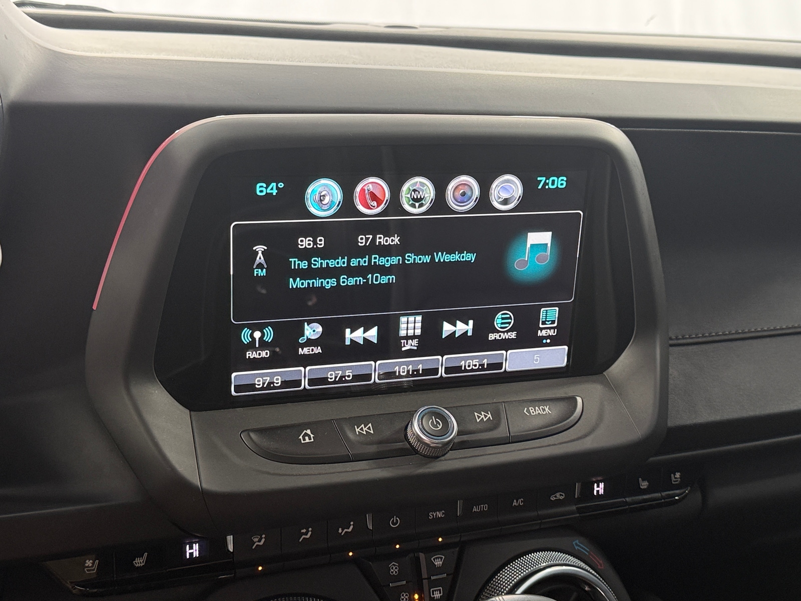 Thumbnail: 2017 Chevrolet Camaro - 3