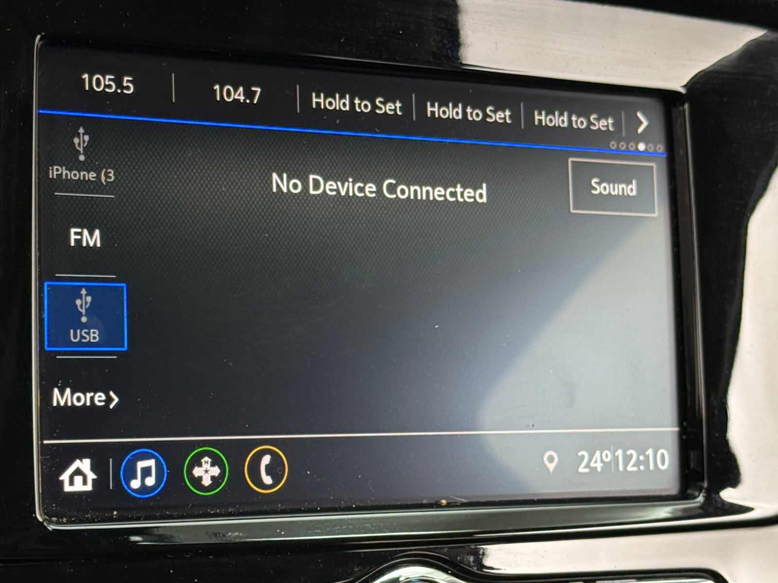 Thumbnail: 2022 Buick Encore - 3