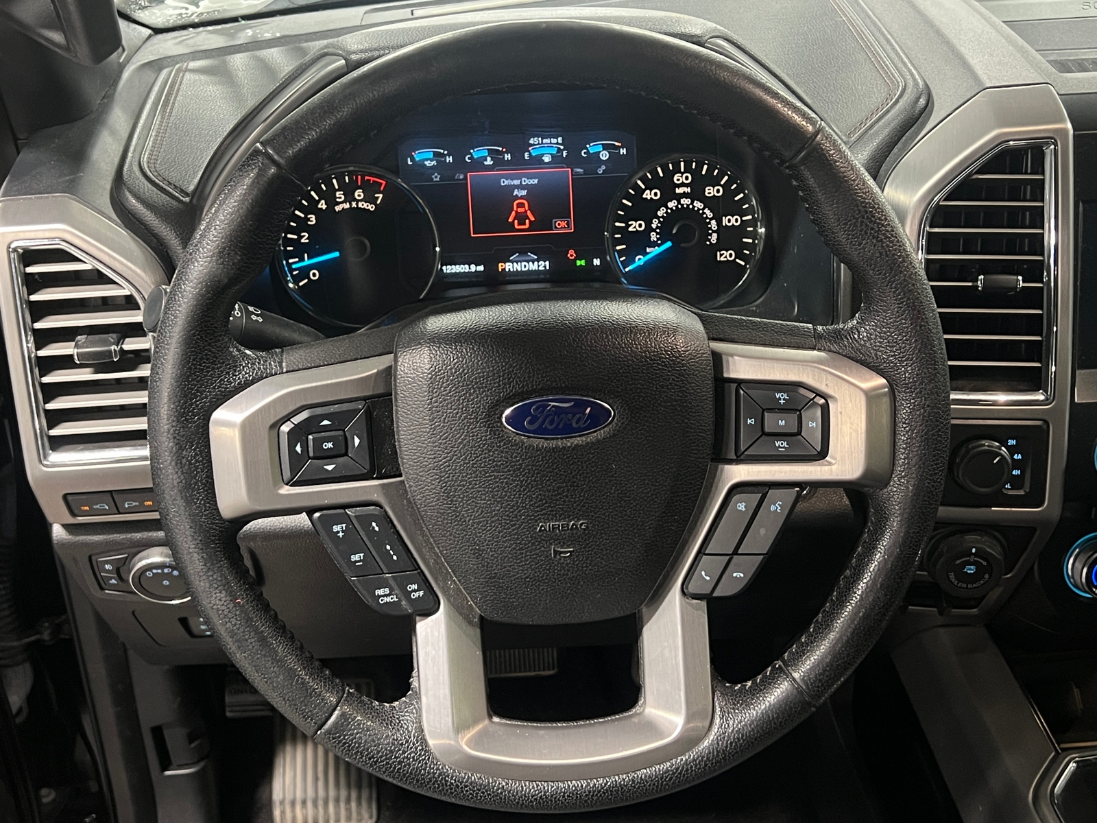 Thumbnail: 2016 Ford Econoline - 4