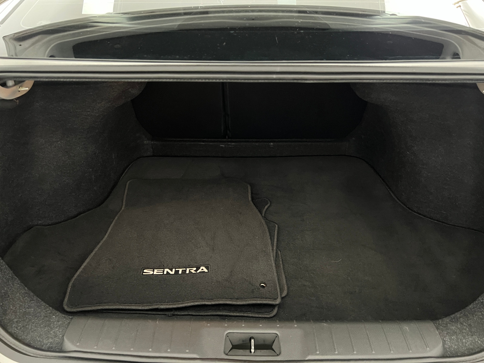 Thumbnail: 2022 Nissan Sentra - 7