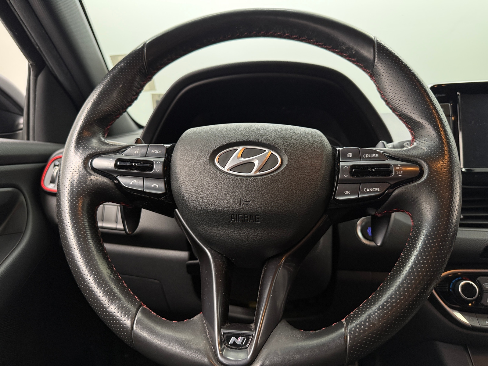 Thumbnail: 2020 Hyundai Elantra - 4