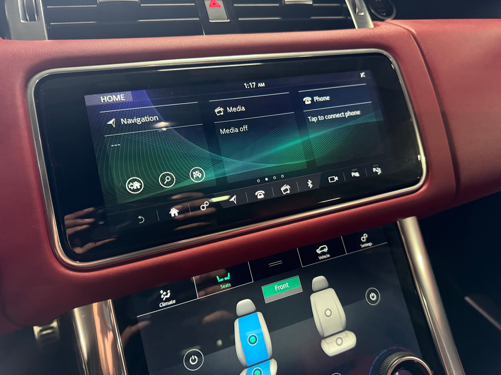 Thumbnail: 2022 Land Rover Range Rover Sport - 3