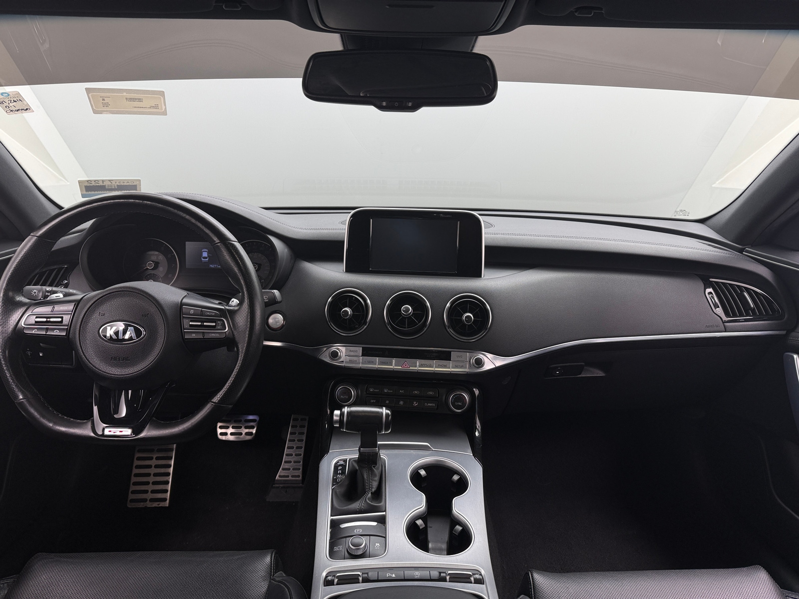 Thumbnail: 2018 Kia Stinger - 2