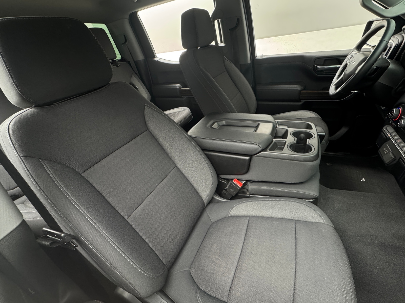 Thumbnail: 2022 Chevrolet Silverado 1500 - 2