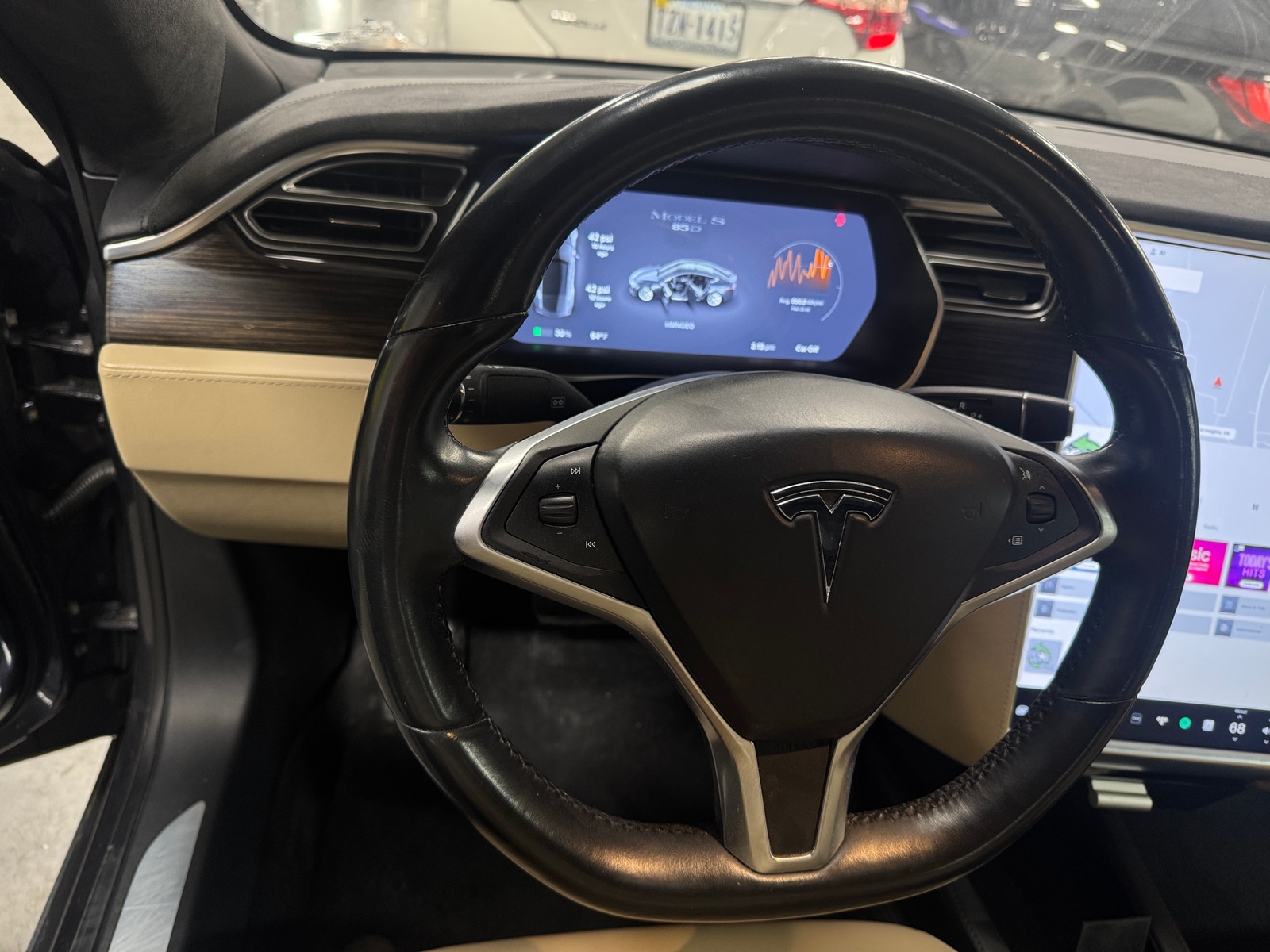 Thumbnail: 2015 Tesla Model S - 4