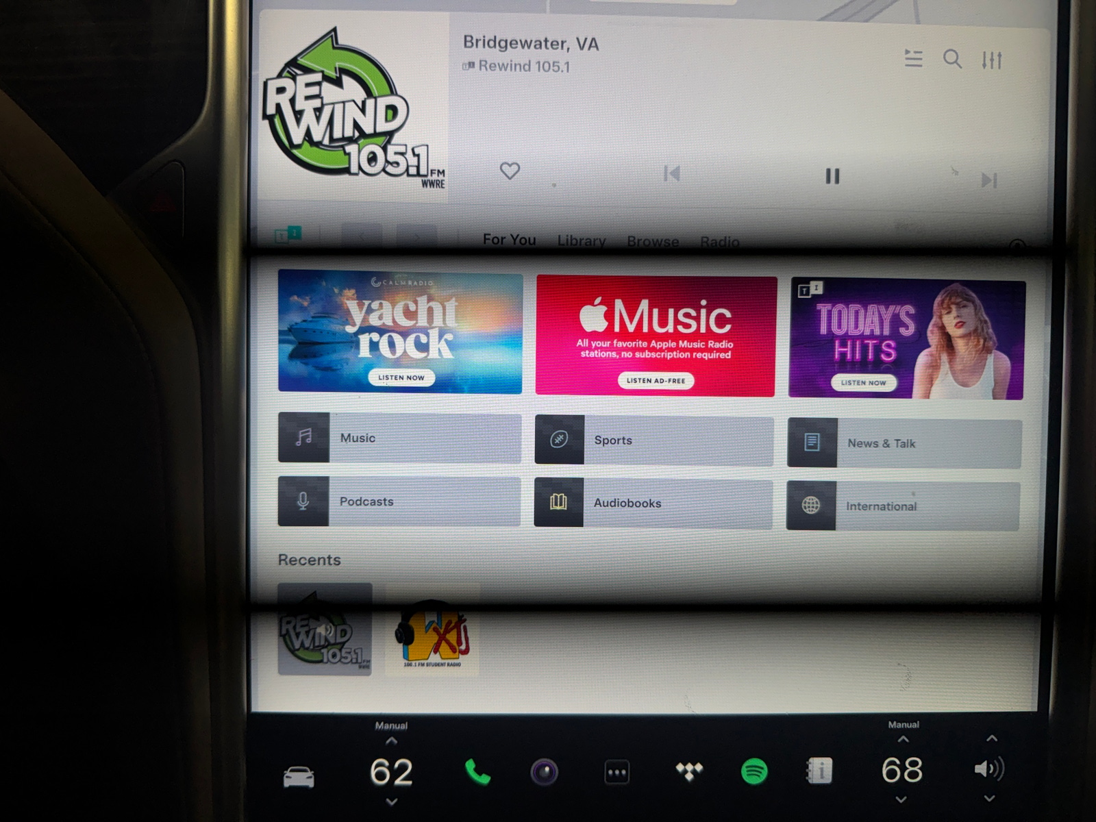 Thumbnail: 2015 Tesla Model S - 3