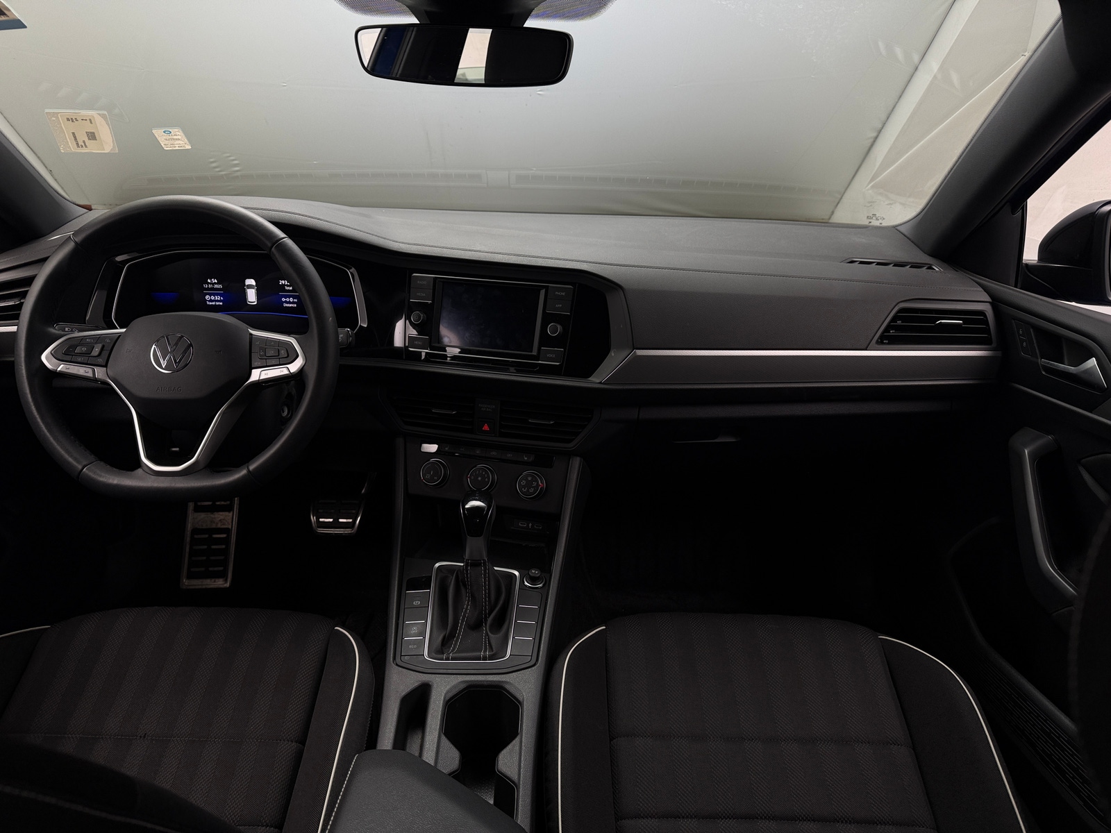 Thumbnail: 2024 Volkswagen Jetta - 3