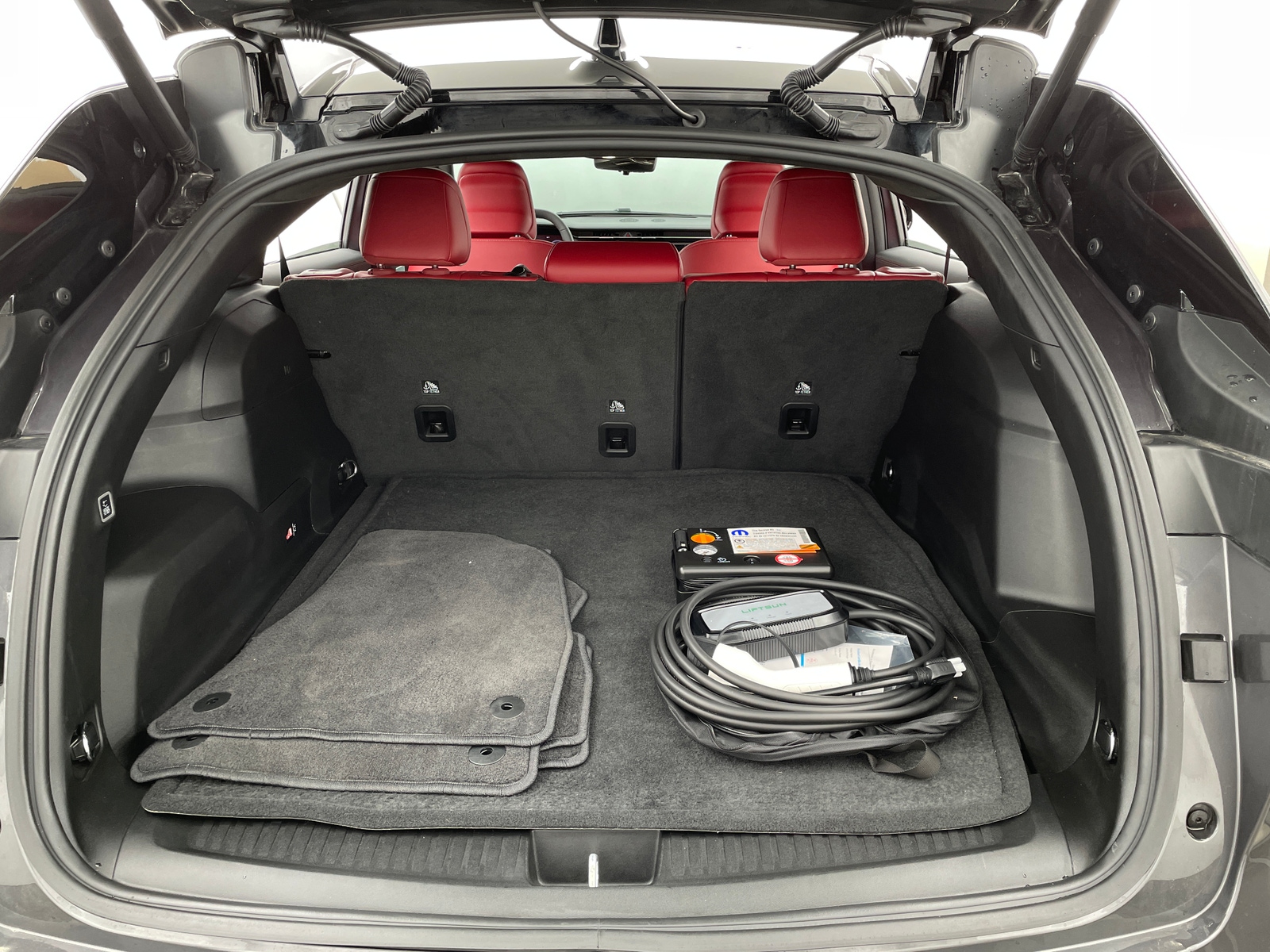 Thumbnail: 2024 Jeep Wagoneer S - 6