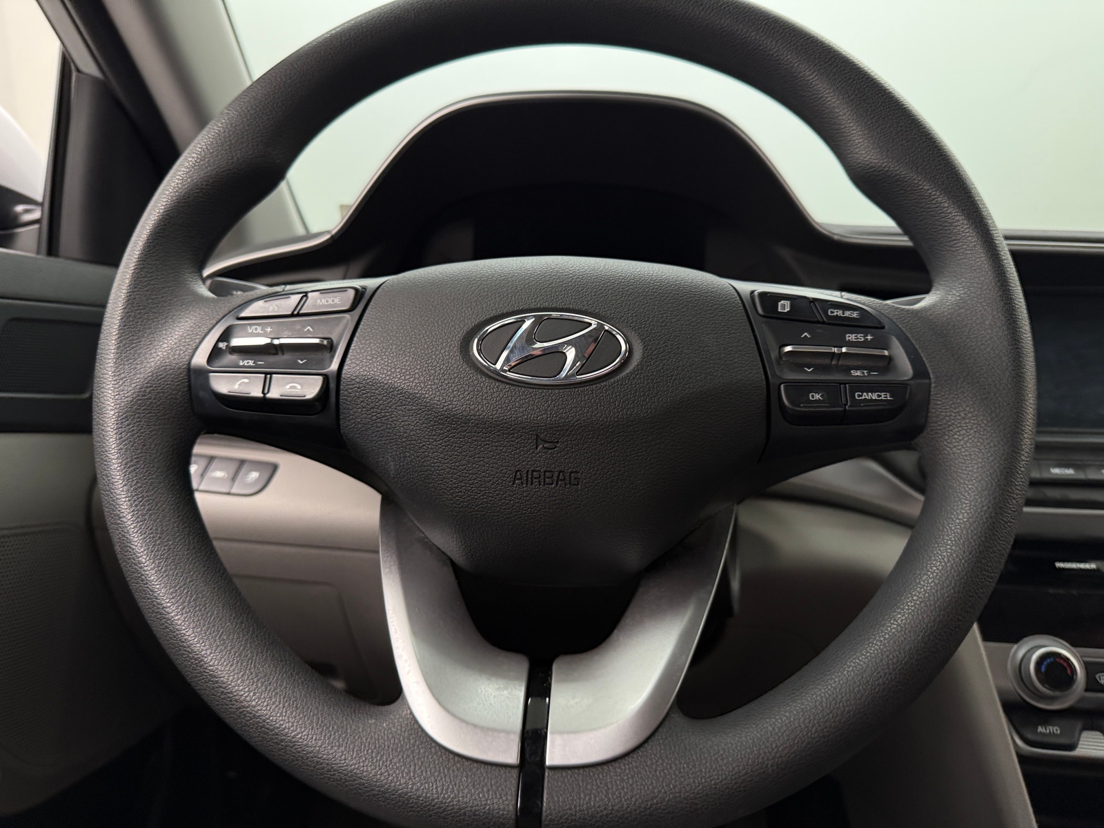 Thumbnail: 2020 Hyundai Elantra - 5