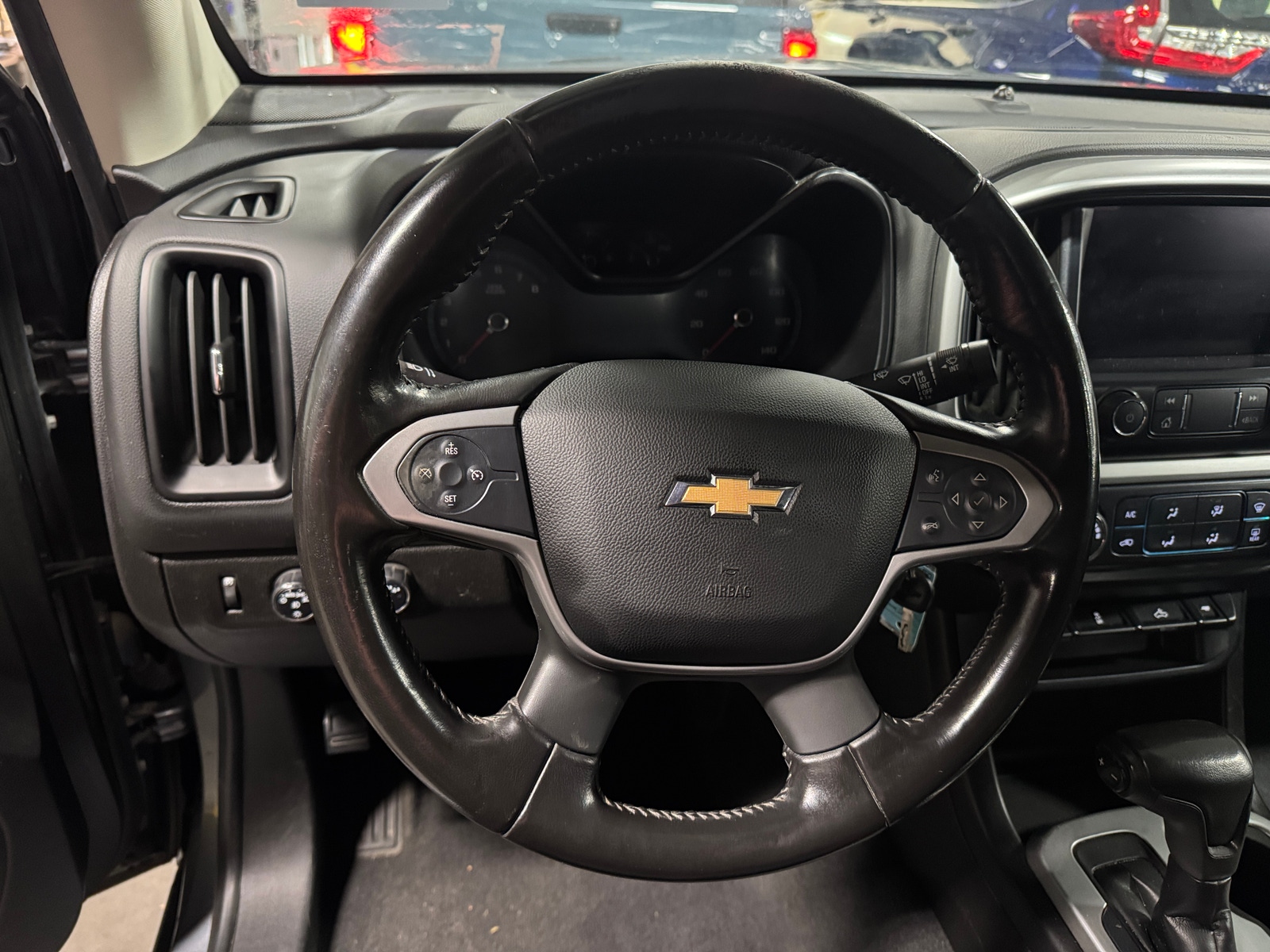 Thumbnail: 2019 Chevrolet Colorado - 5