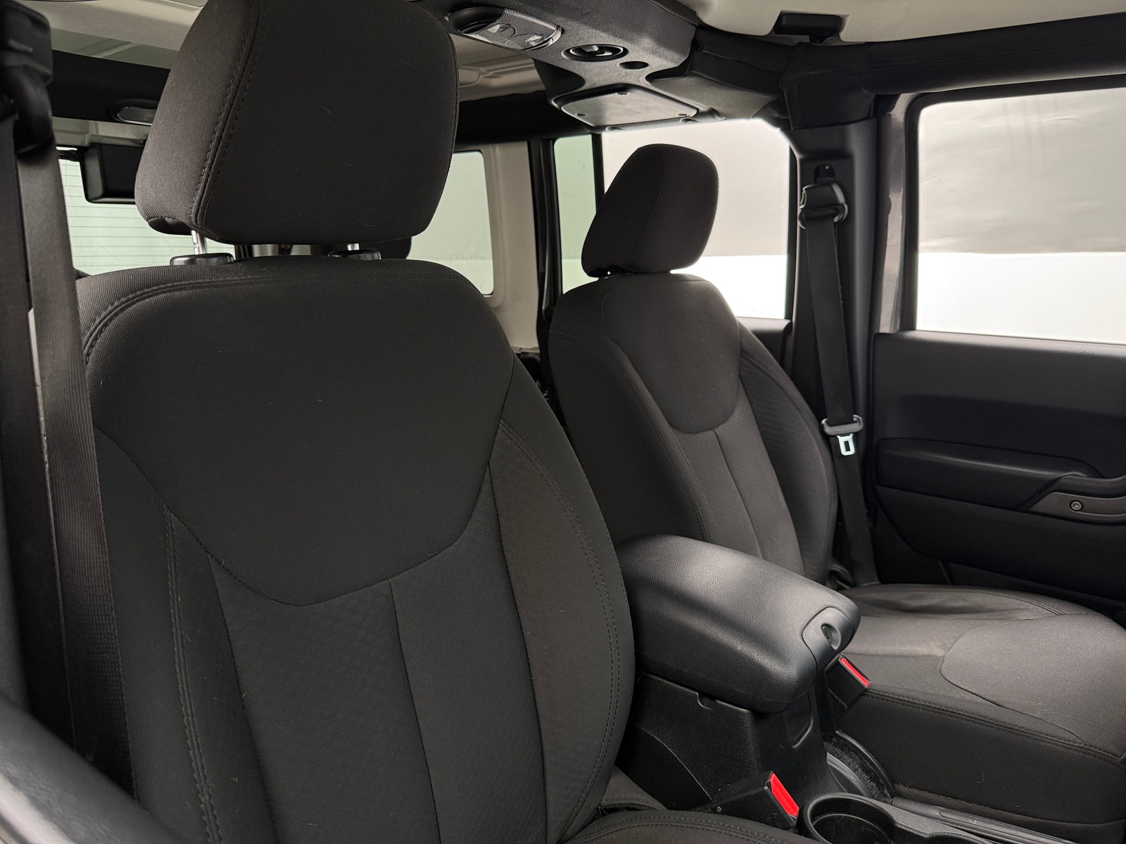 Thumbnail: 2017 Jeep Wrangler - 2