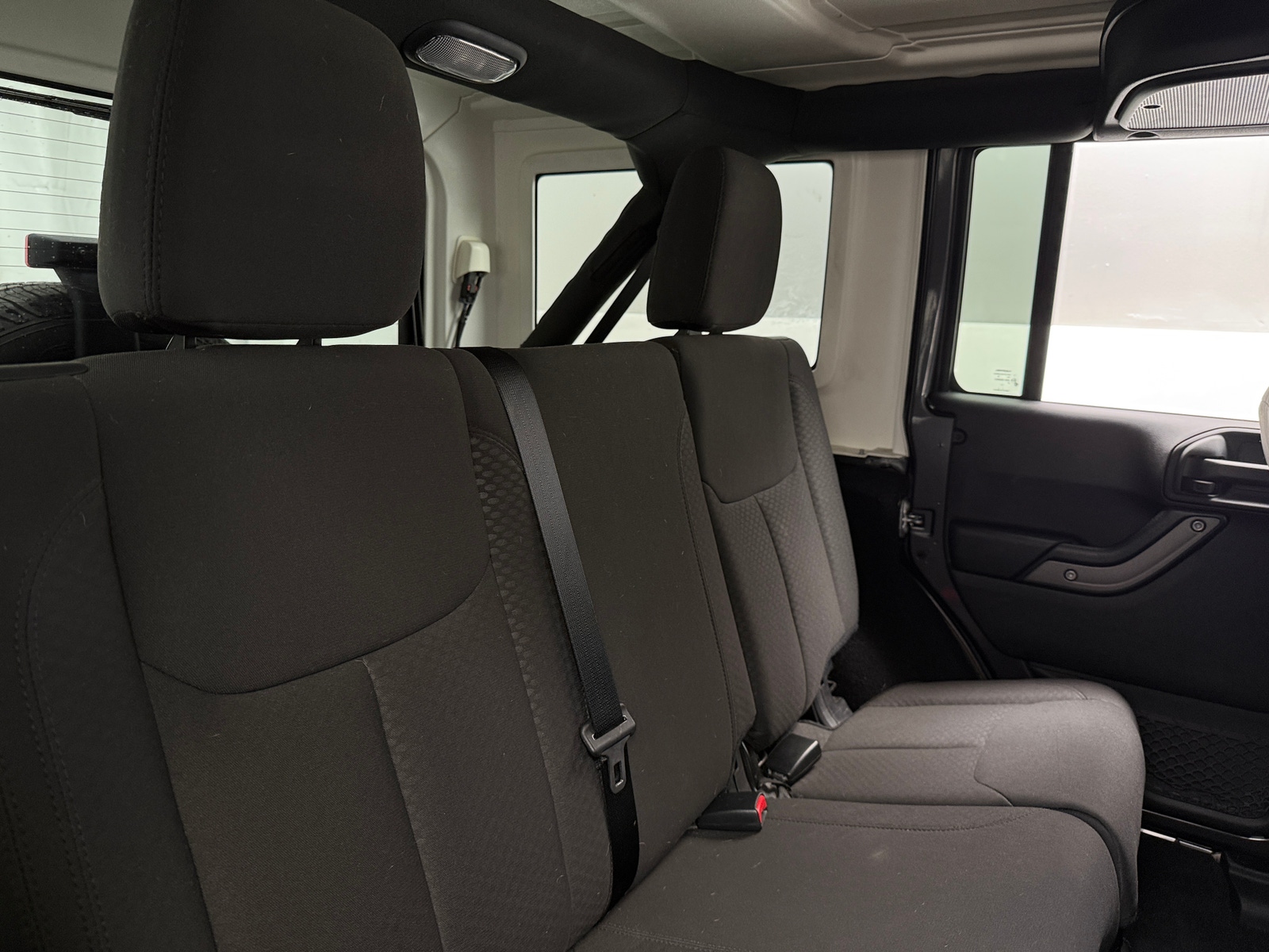 Thumbnail: 2017 Jeep Wrangler - 6