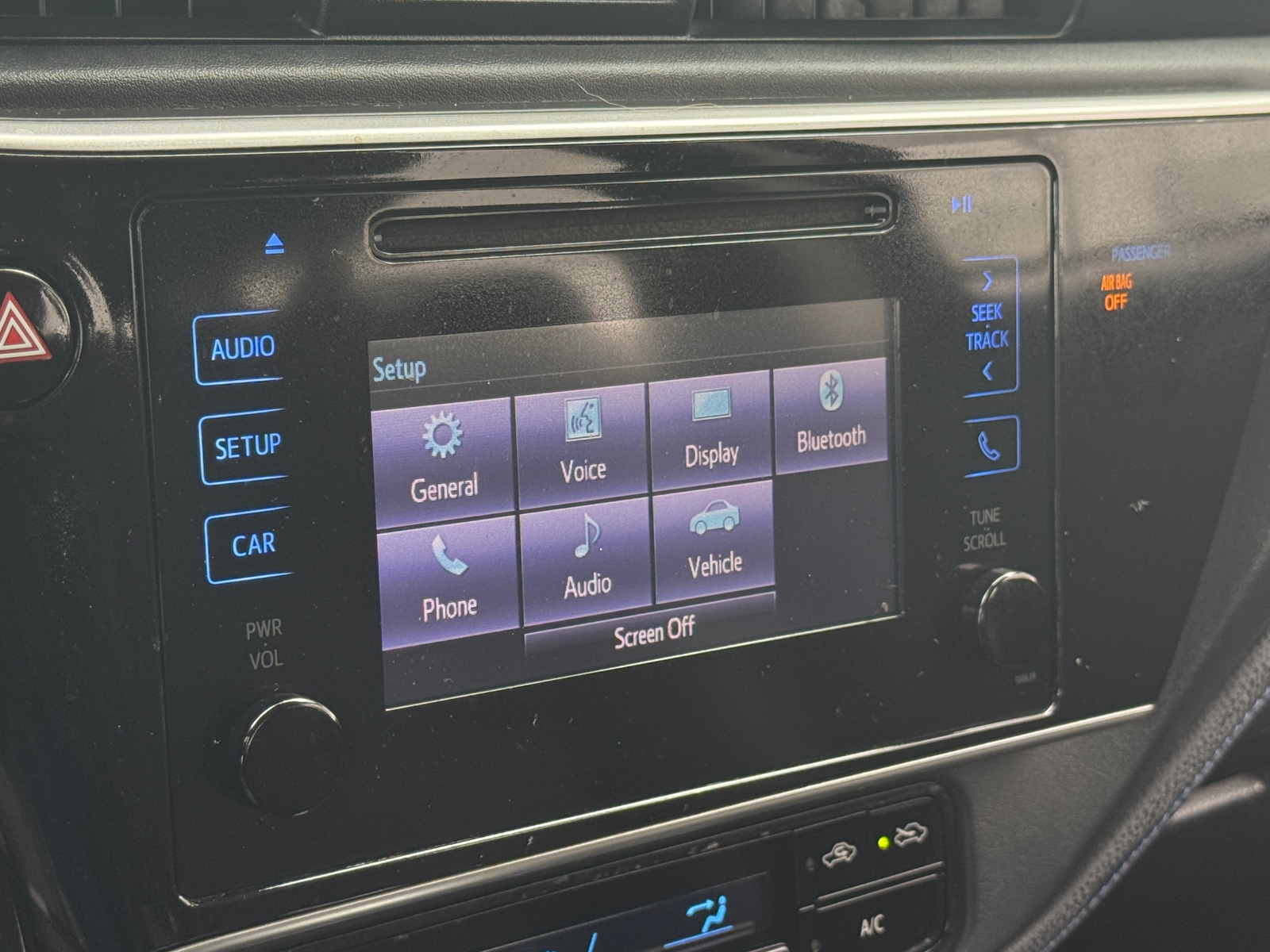 Thumbnail: 2019 Toyota Corolla - 3