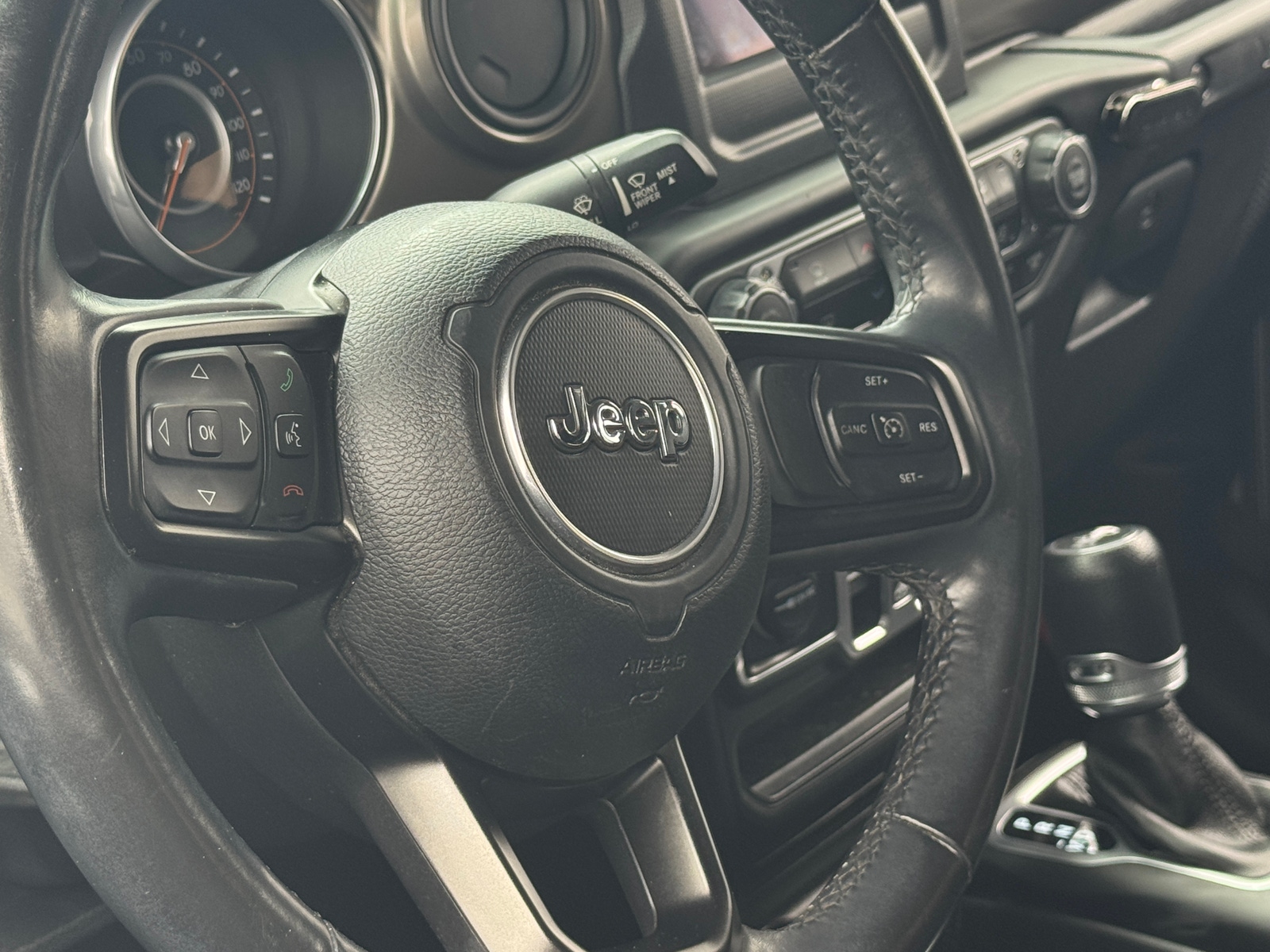 Thumbnail: 2018 Jeep Wrangler - 5