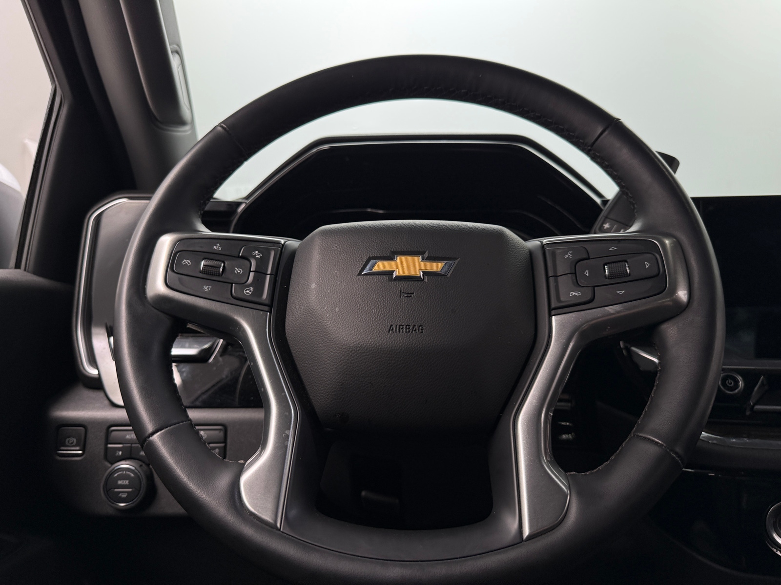 Thumbnail: 2023 Chevrolet Silverado 1500 - 5