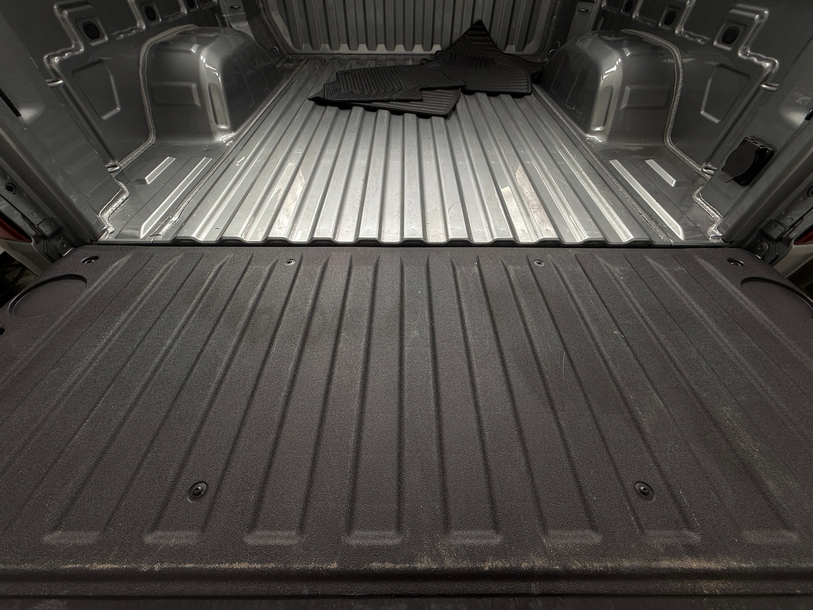 Thumbnail: 2023 Chevrolet Silverado 1500 - 7