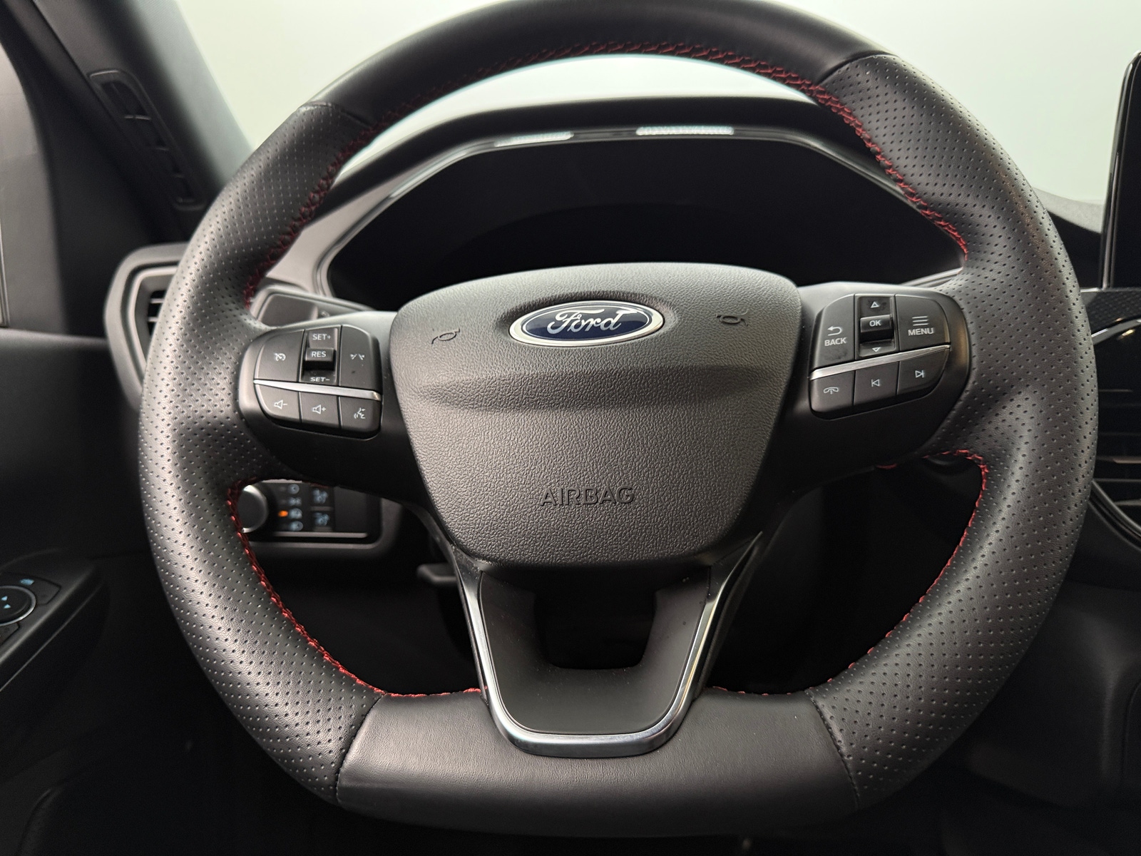 Thumbnail: 2024 Ford Escape - 5