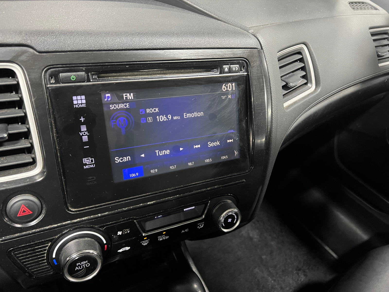 Thumbnail: 2015 Honda Civic - 3