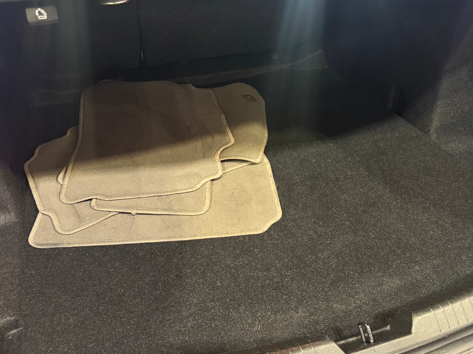 Thumbnail: 2024 Chevrolet Malibu - 6