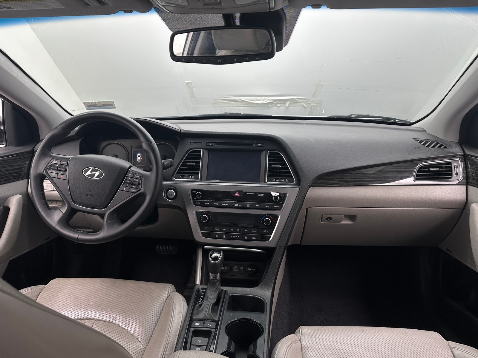 Thumbnail: 2015 Hyundai Sonata - 2