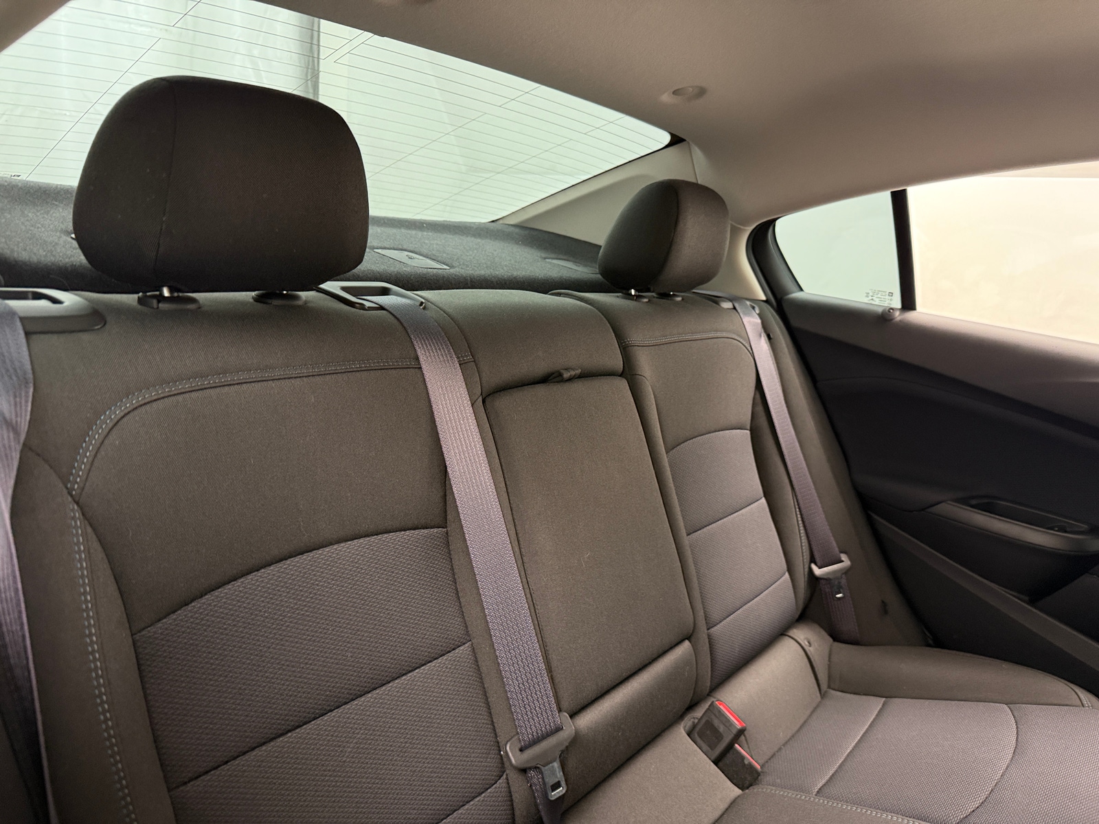 Thumbnail: 2017 Chevrolet Cruze - 6