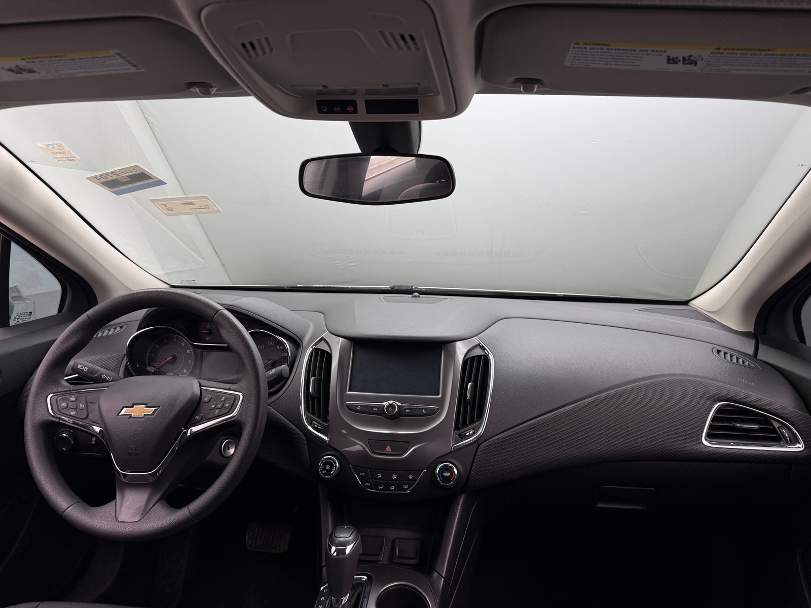 Thumbnail: 2017 Chevrolet Cruze - 3