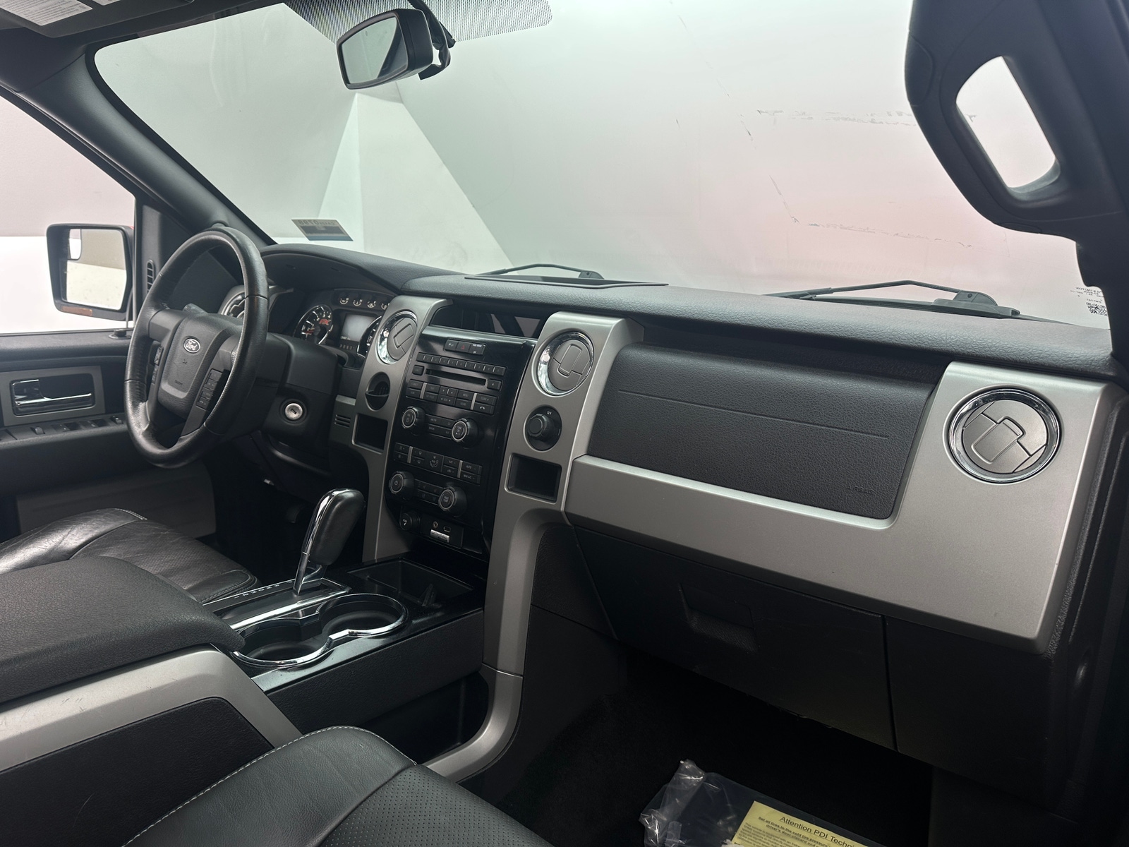 Thumbnail: 2012 Ford Econoline - 3