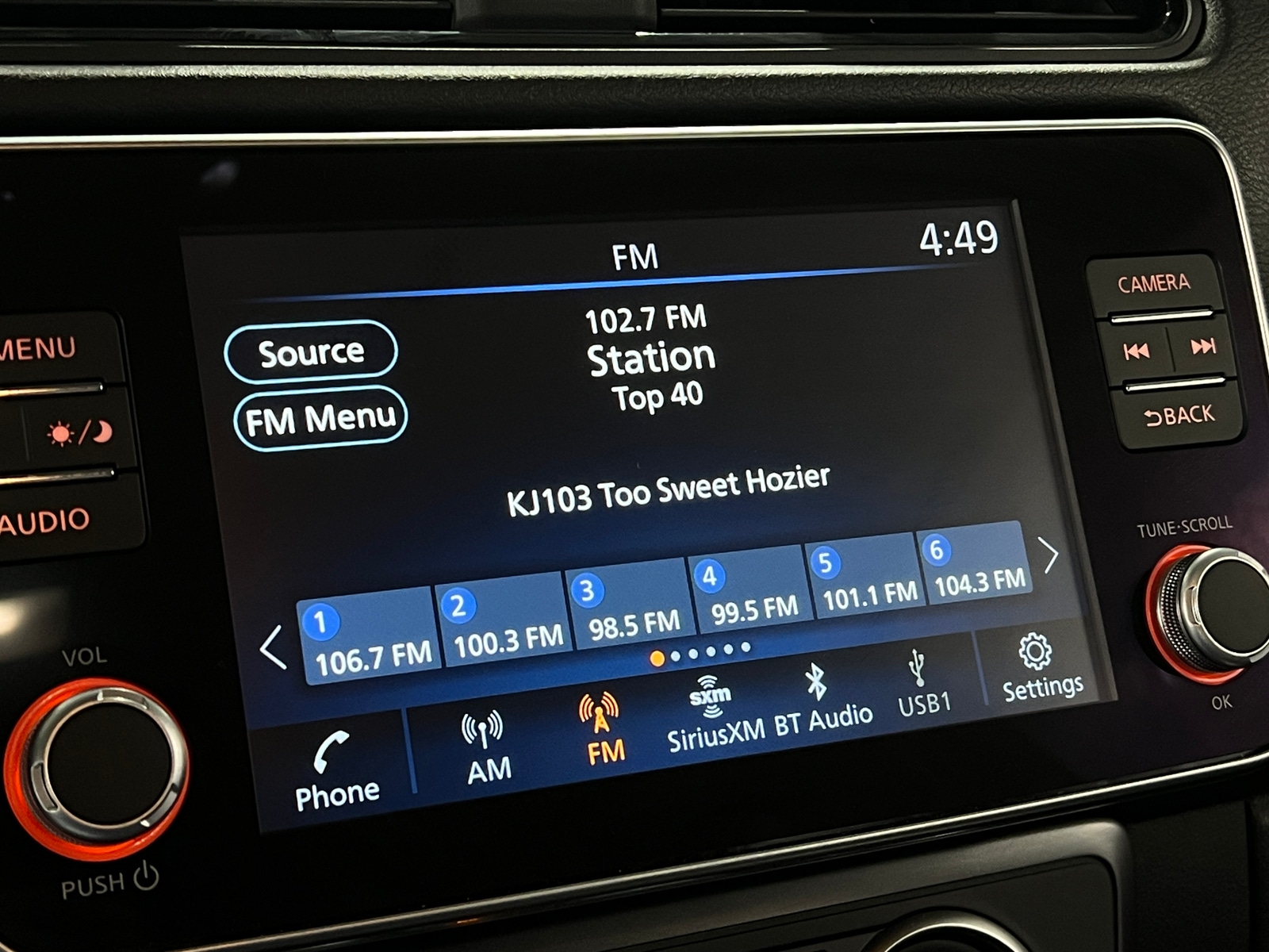 Thumbnail: 2025 Nissan Leaf - 4