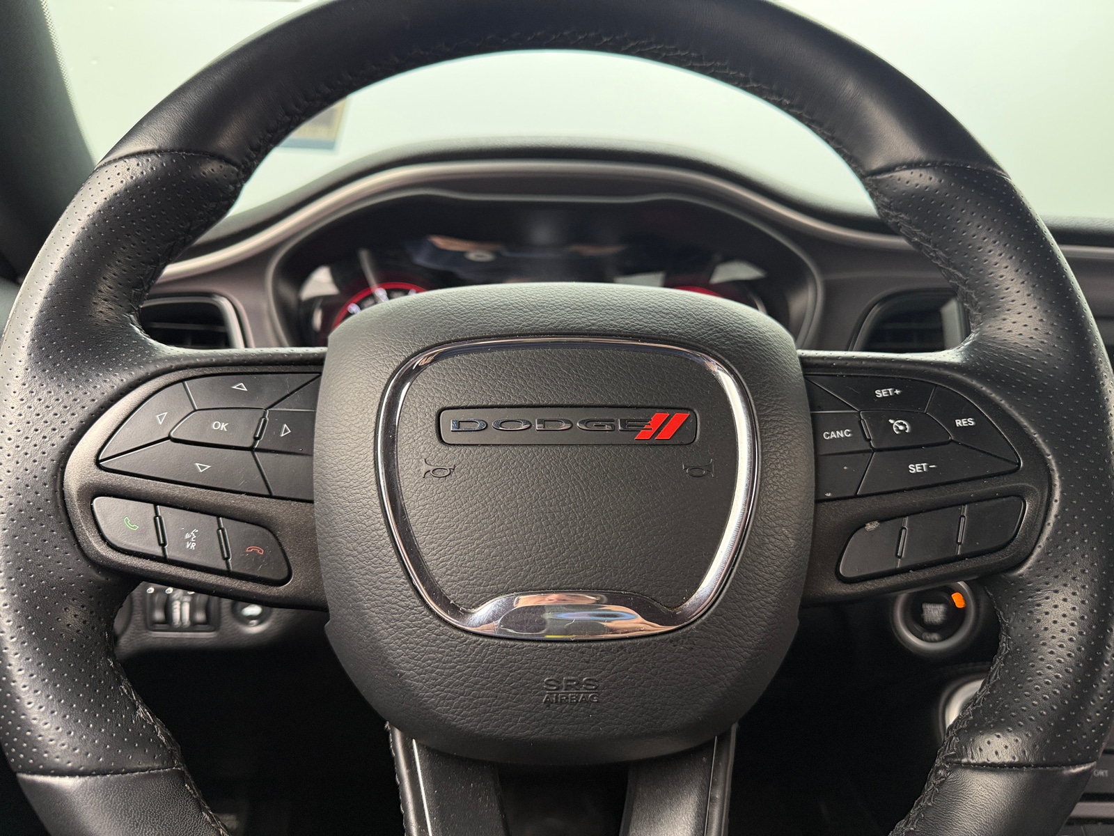 Thumbnail: 2022 Dodge Challenger - 4